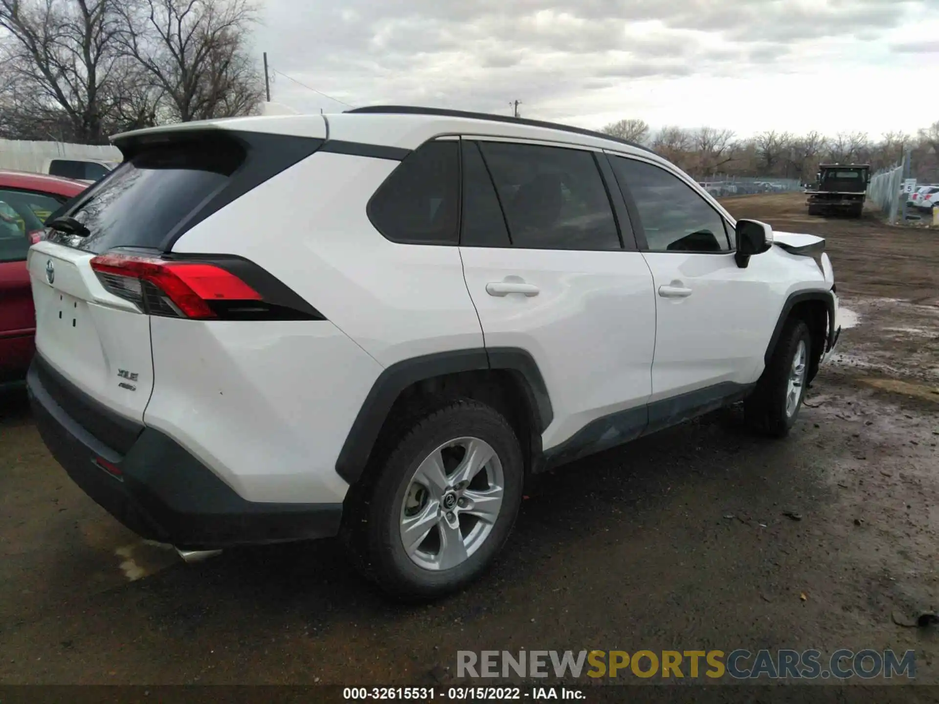 4 Photograph of a damaged car 2T3P1RFVXKC006651 TOYOTA RAV4 2019