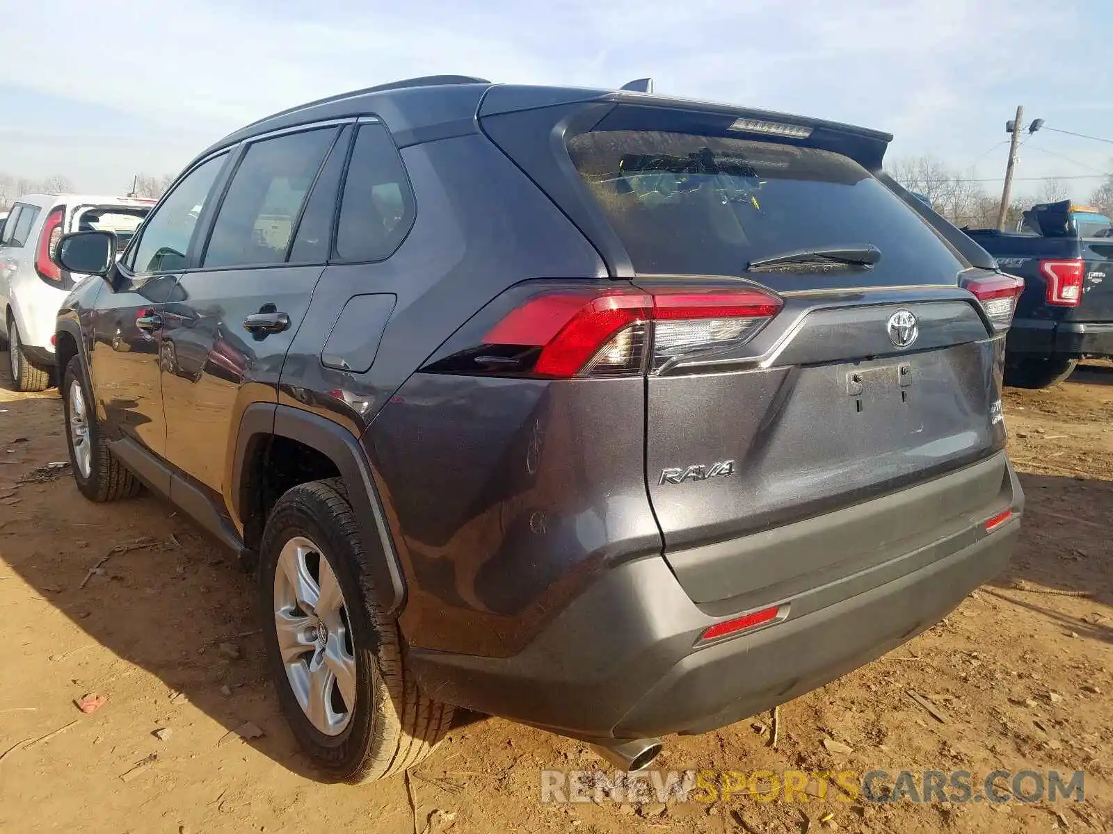 3 Фотография поврежденного автомобиля 2T3P1RFVXKC007332 TOYOTA RAV4 2019