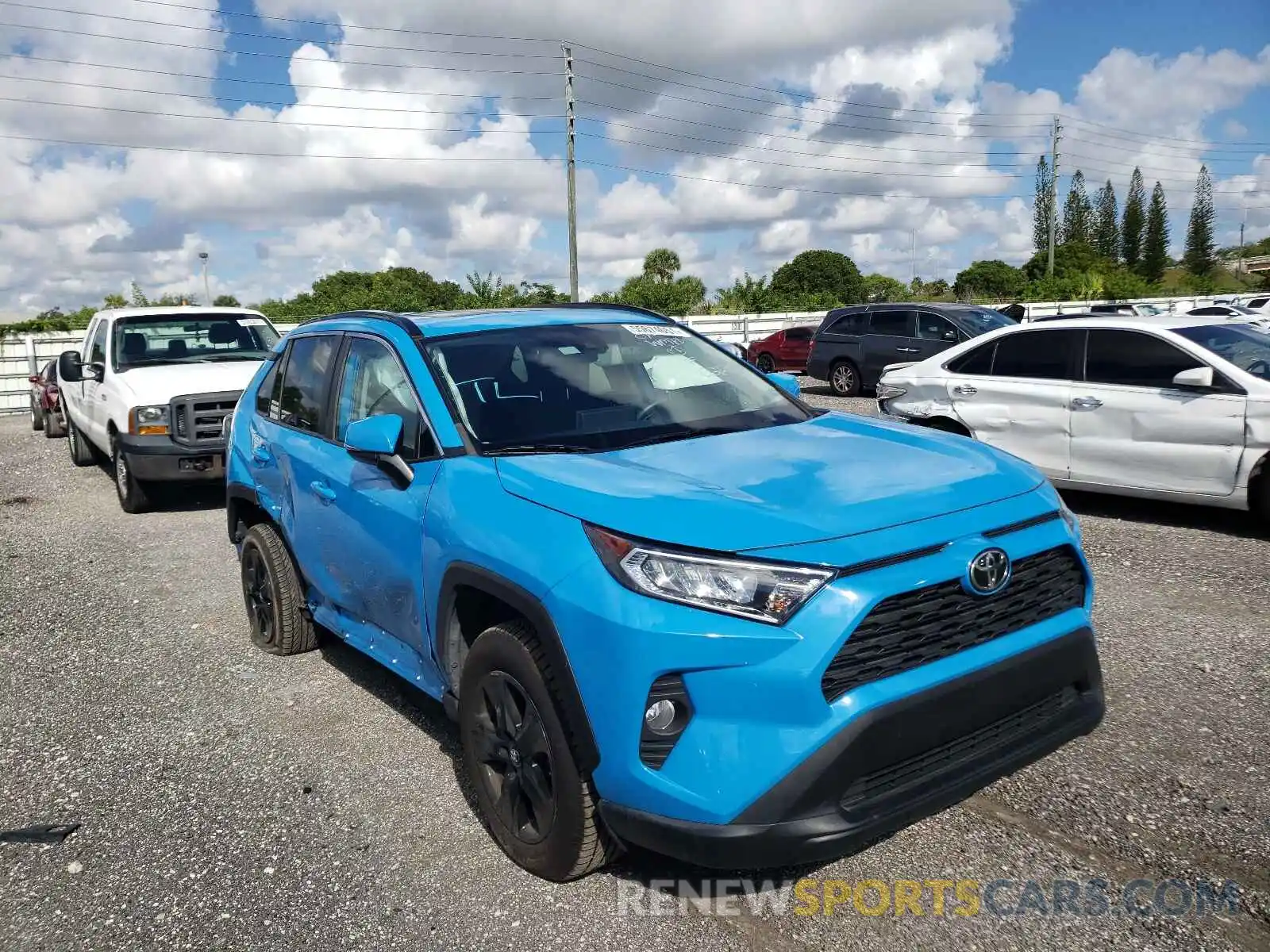 1 Photograph of a damaged car 2T3P1RFVXKC010280 TOYOTA RAV4 2019