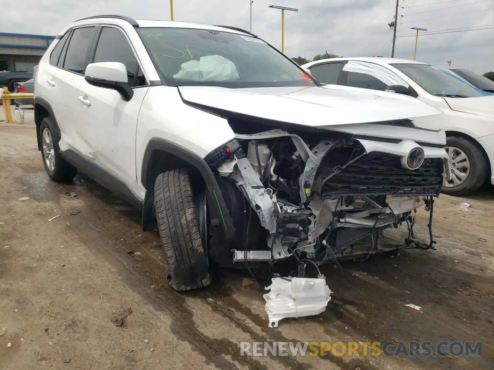 1 Photograph of a damaged car 2T3P1RFVXKC014541 TOYOTA RAV4 2019