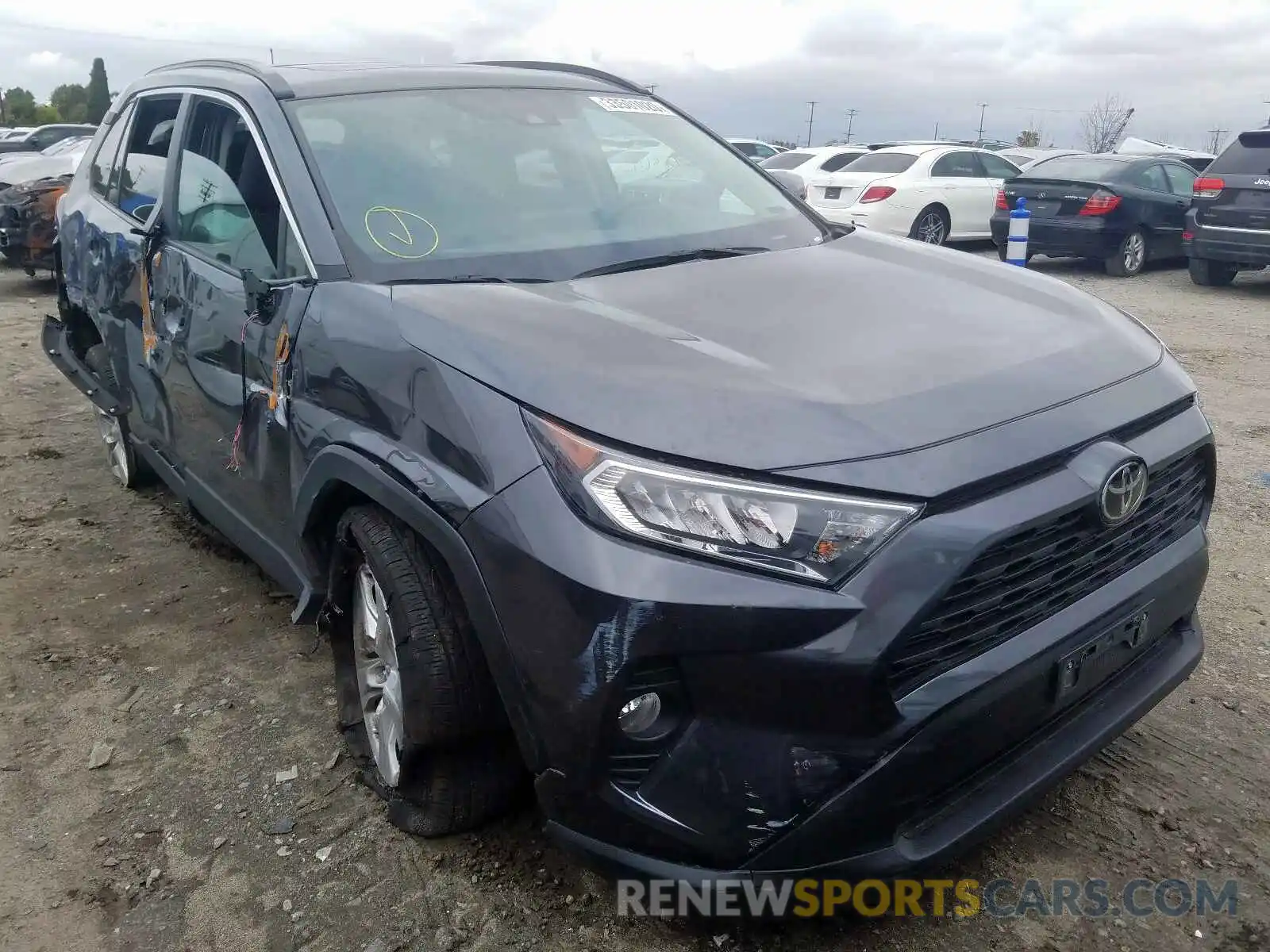 1 Photograph of a damaged car 2T3P1RFVXKC015916 TOYOTA RAV4 2019