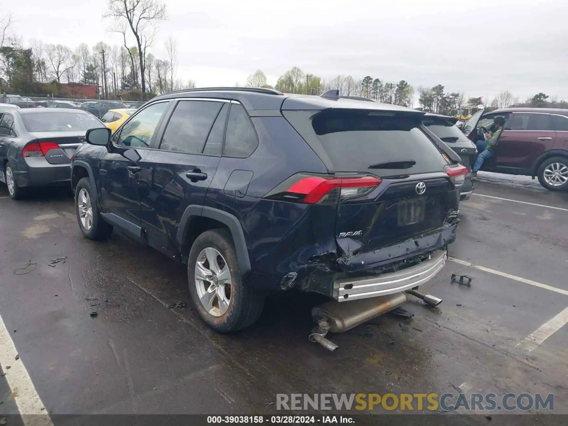 3 Фотография поврежденного автомобиля 2T3P1RFVXKC024826 TOYOTA RAV4 2019