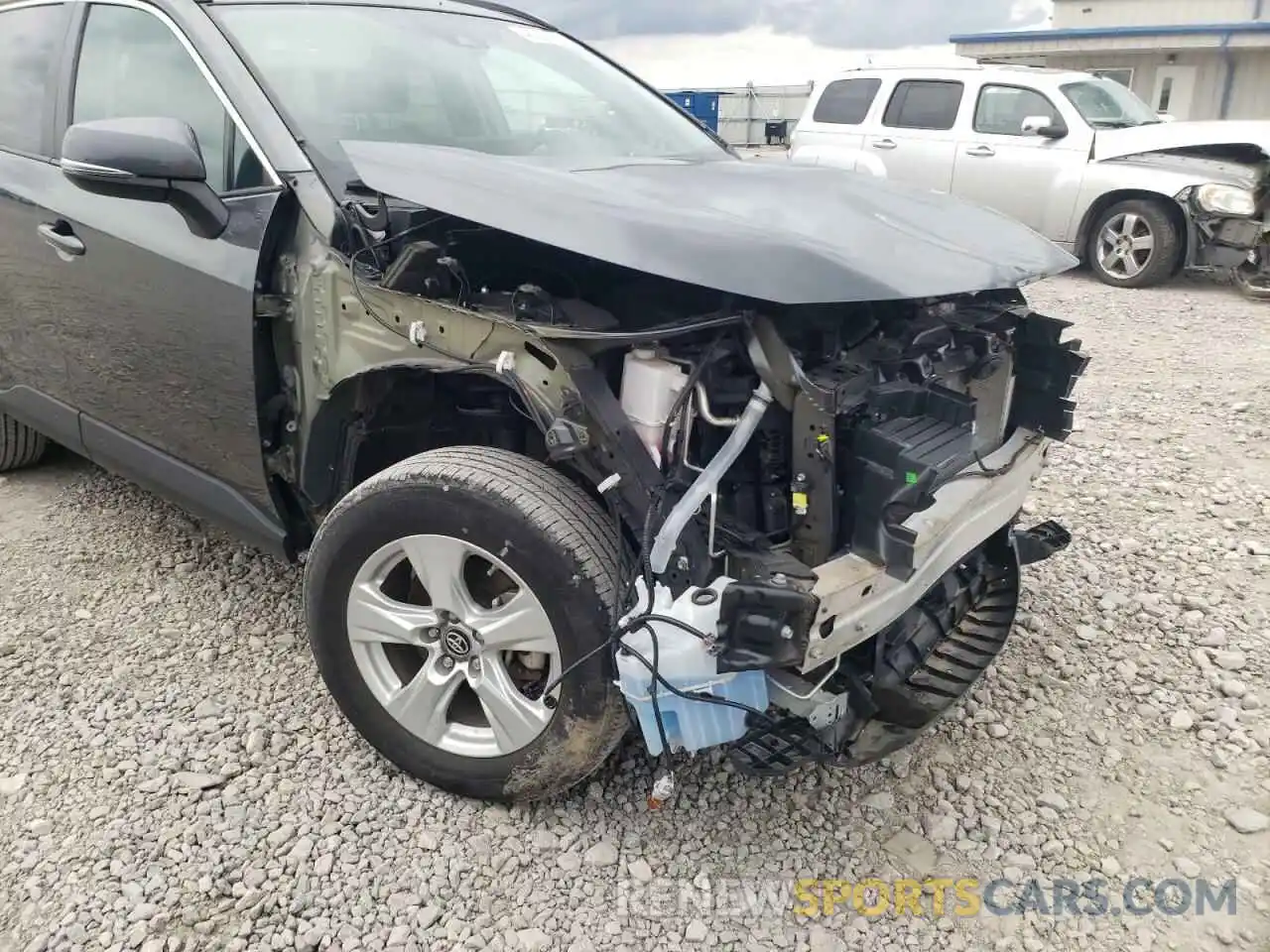 9 Photograph of a damaged car 2T3P1RFVXKC027466 TOYOTA RAV4 2019