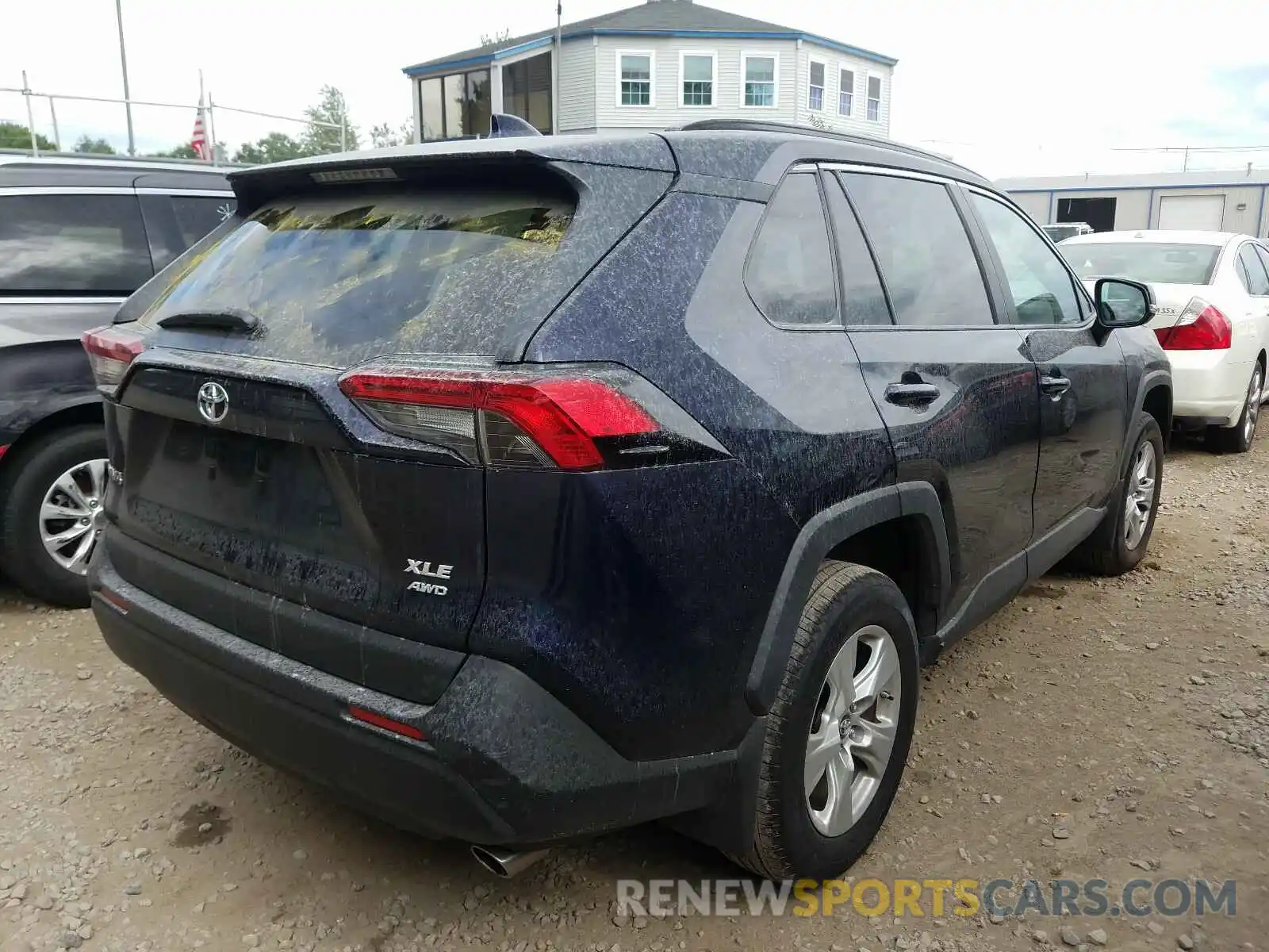 4 Photograph of a damaged car 2T3P1RFVXKC042971 TOYOTA RAV4 2019