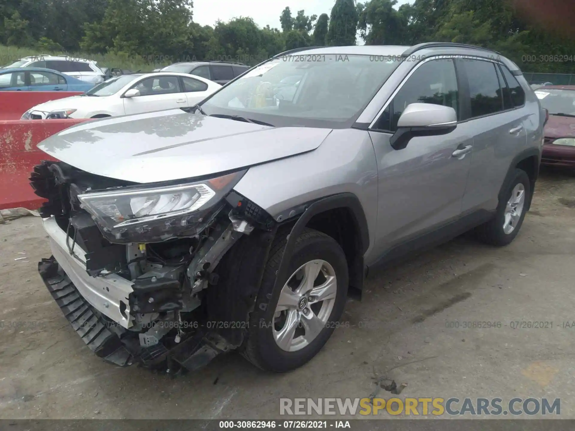 2 Фотография поврежденного автомобиля 2T3P1RFVXKC055901 TOYOTA RAV4 2019