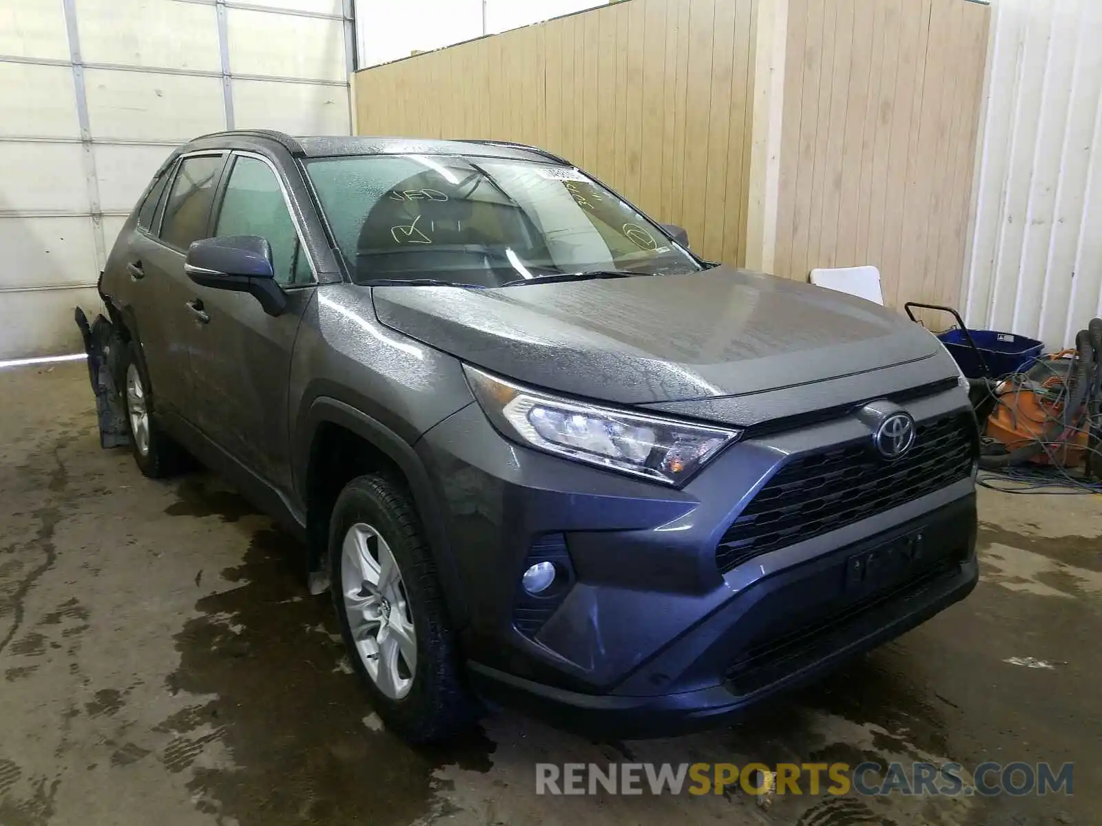 1 Photograph of a damaged car 2T3P1RFVXKW012027 TOYOTA RAV4 2019