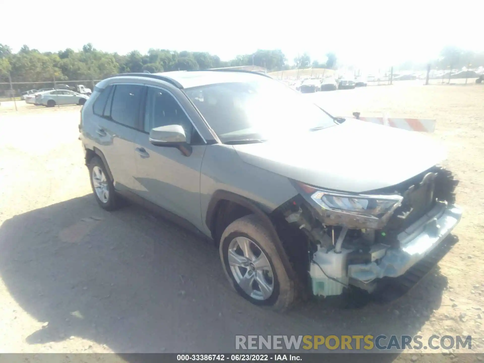 1 Photograph of a damaged car 2T3P1RFVXKW021763 TOYOTA RAV4 2019