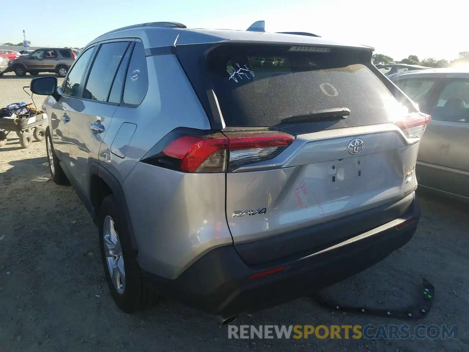 3 Photograph of a damaged car 2T3P1RFVXKW027028 TOYOTA RAV4 2019