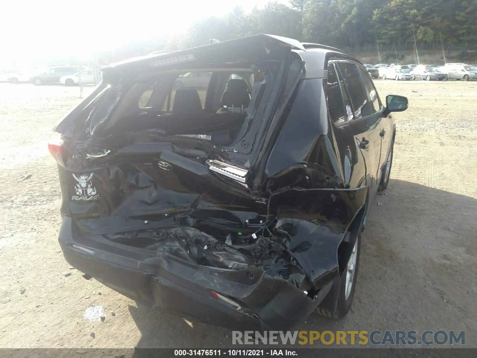 4 Photograph of a damaged car 2T3P1RFVXKW034206 TOYOTA RAV4 2019