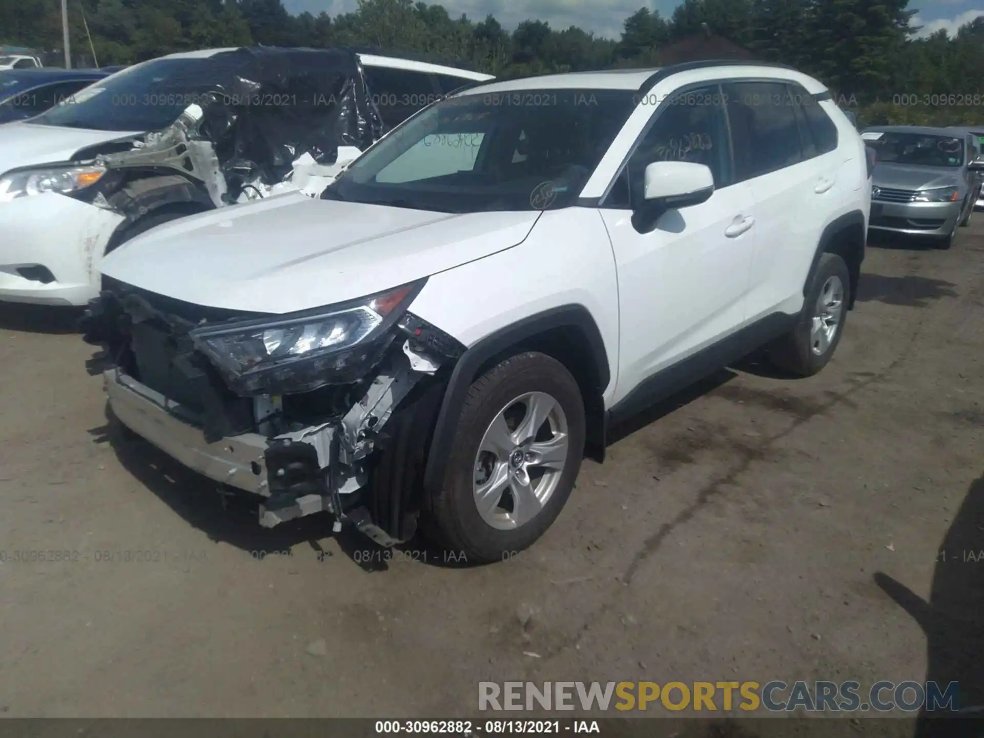 2 Фотография поврежденного автомобиля 2T3P1RFVXKW035937 TOYOTA RAV4 2019