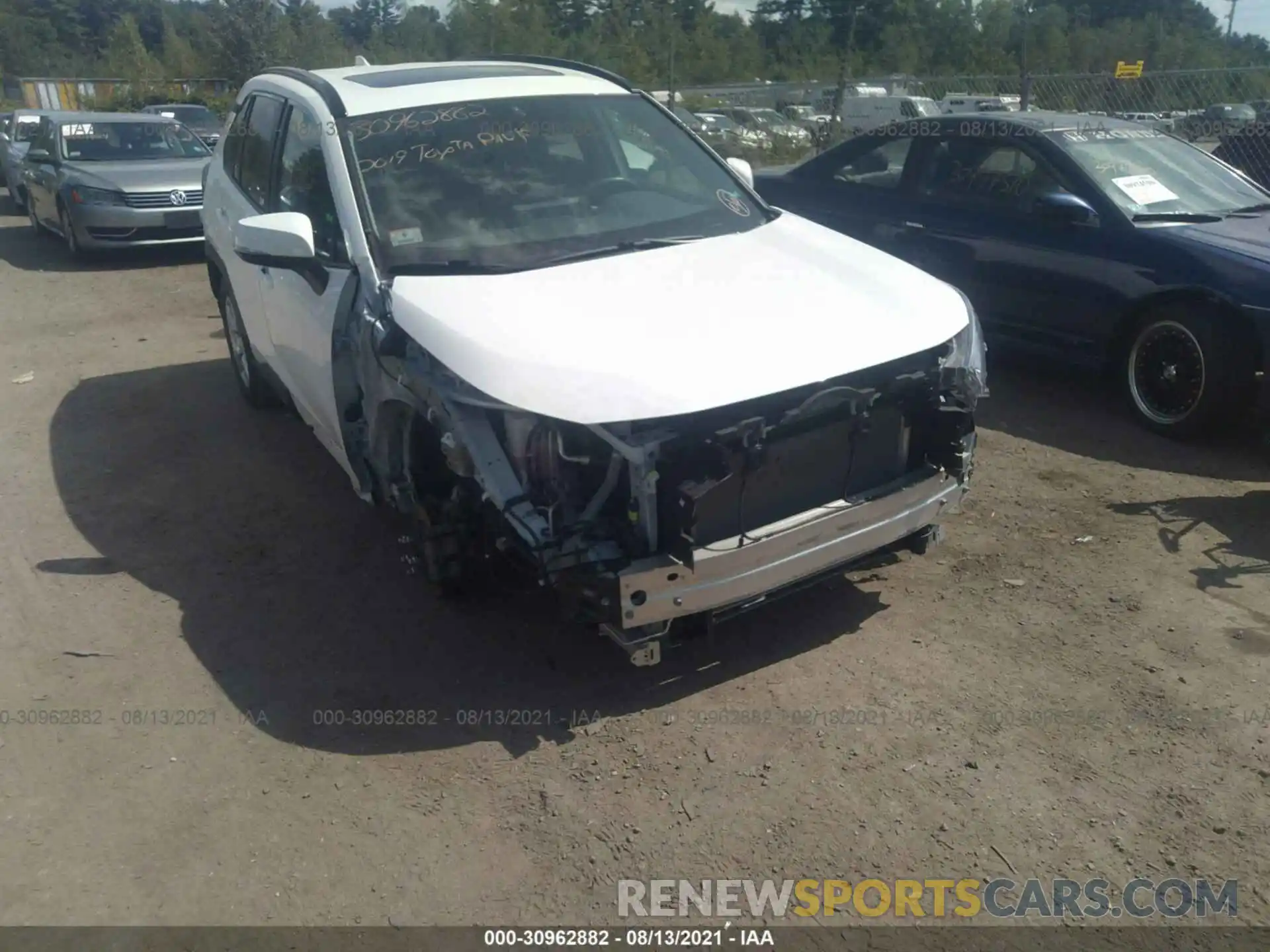 6 Photograph of a damaged car 2T3P1RFVXKW035937 TOYOTA RAV4 2019