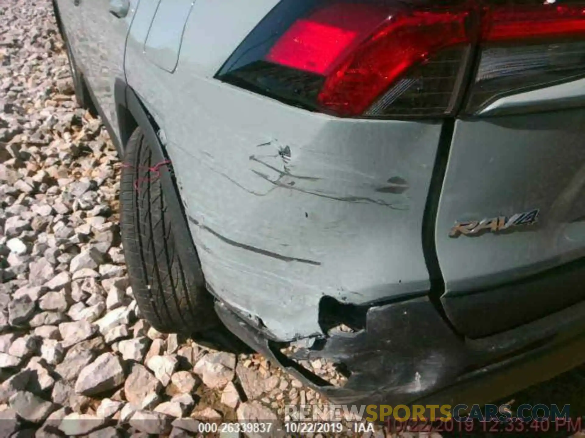 3 Photograph of a damaged car 2T3P1RFVXKW037560 TOYOTA RAV4 2019