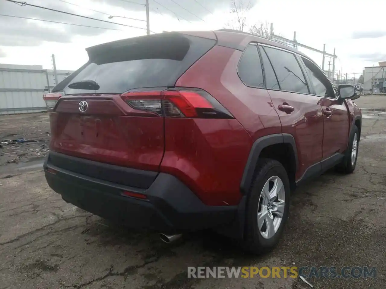 4 Photograph of a damaged car 2T3P1RFVXKW038661 TOYOTA RAV4 2019