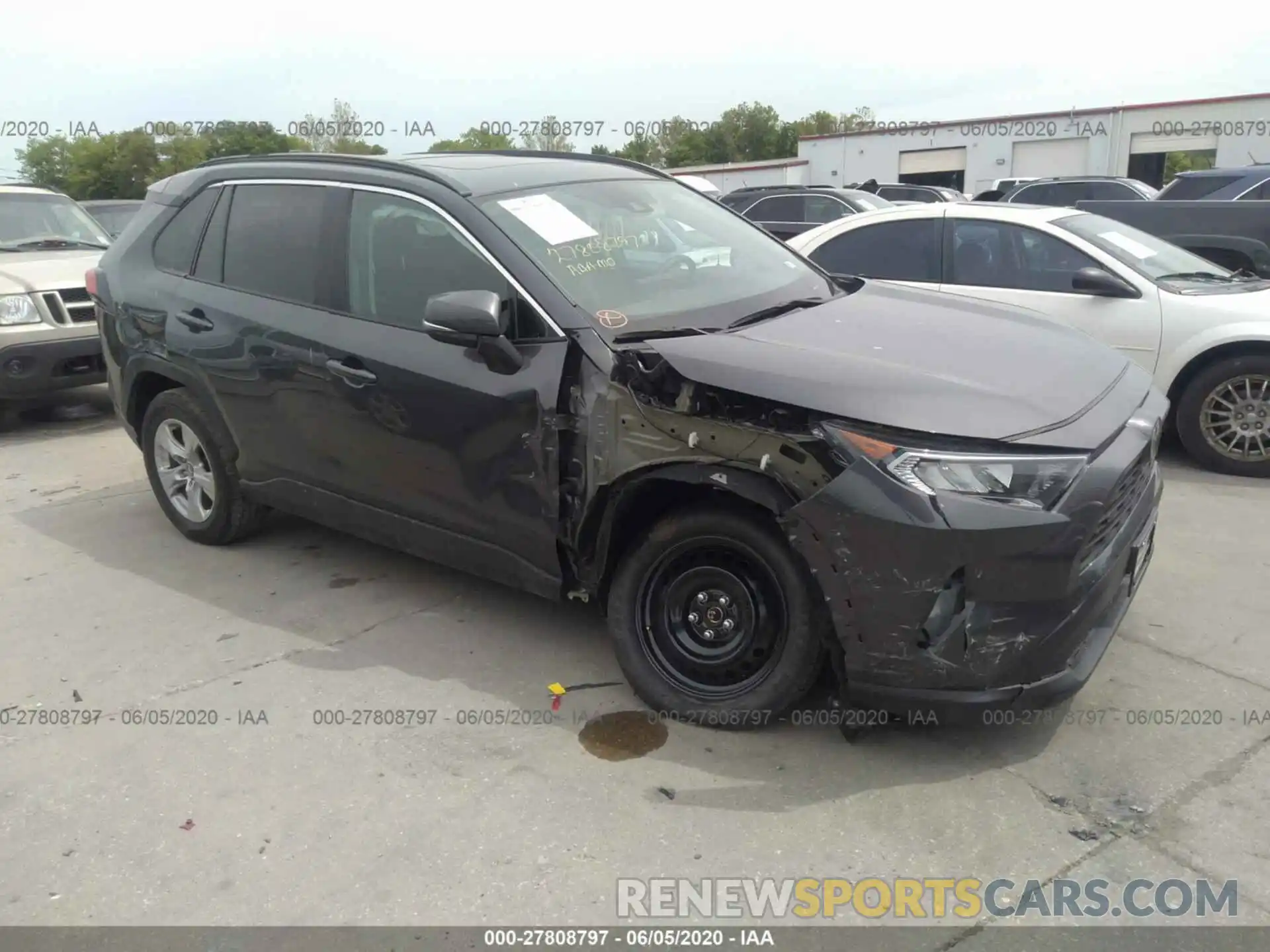 1 Photograph of a damaged car 2T3P1RFVXKW051720 TOYOTA RAV4 2019