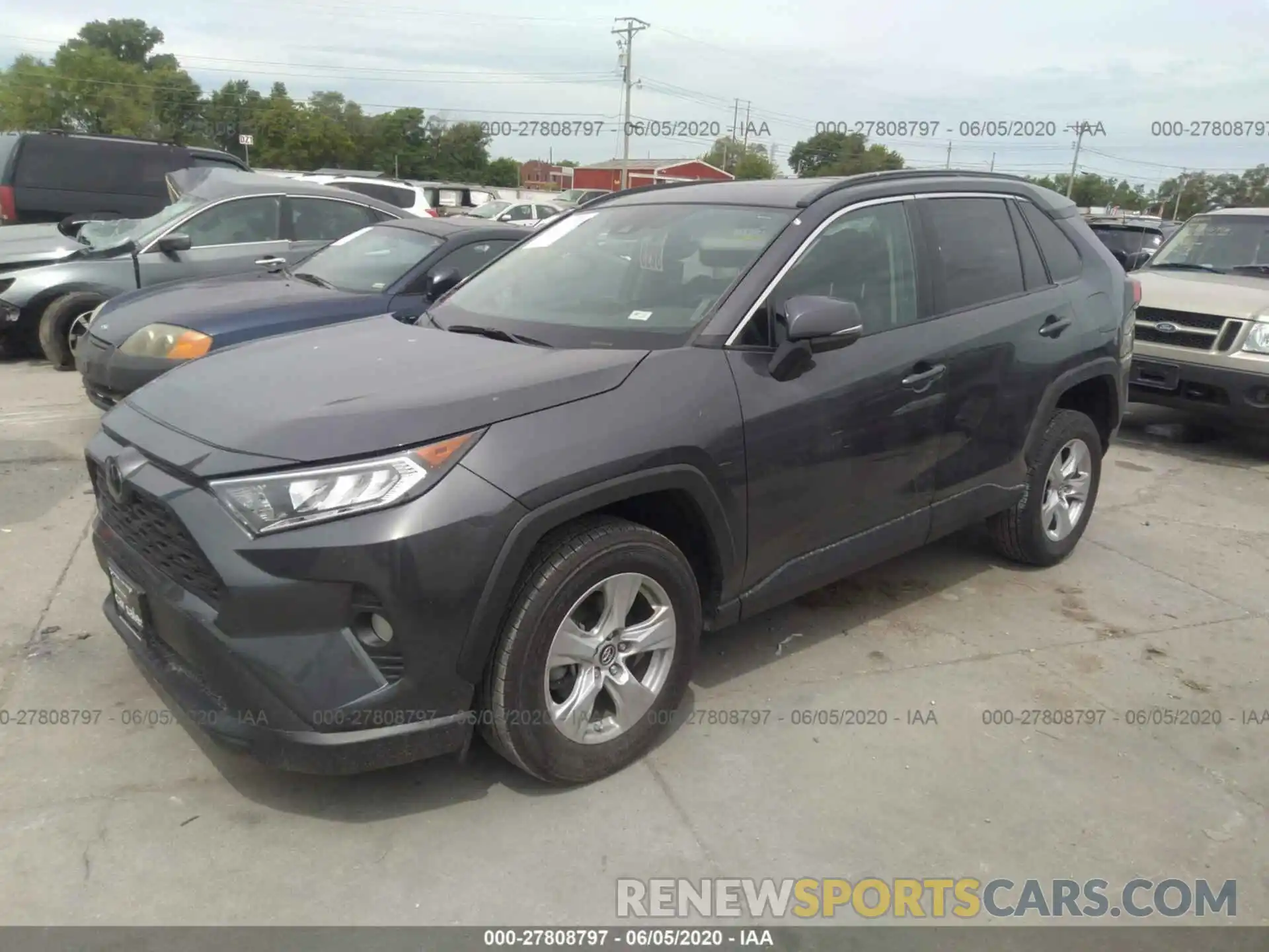 2 Photograph of a damaged car 2T3P1RFVXKW051720 TOYOTA RAV4 2019