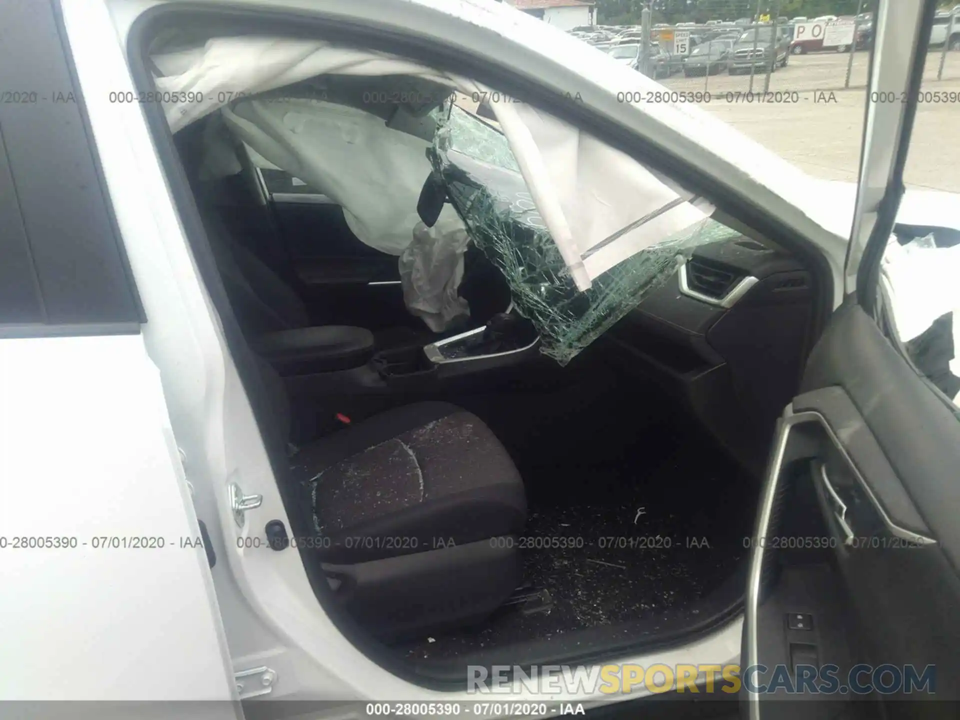 5 Photograph of a damaged car 2T3P1RFVXKW052849 TOYOTA RAV4 2019