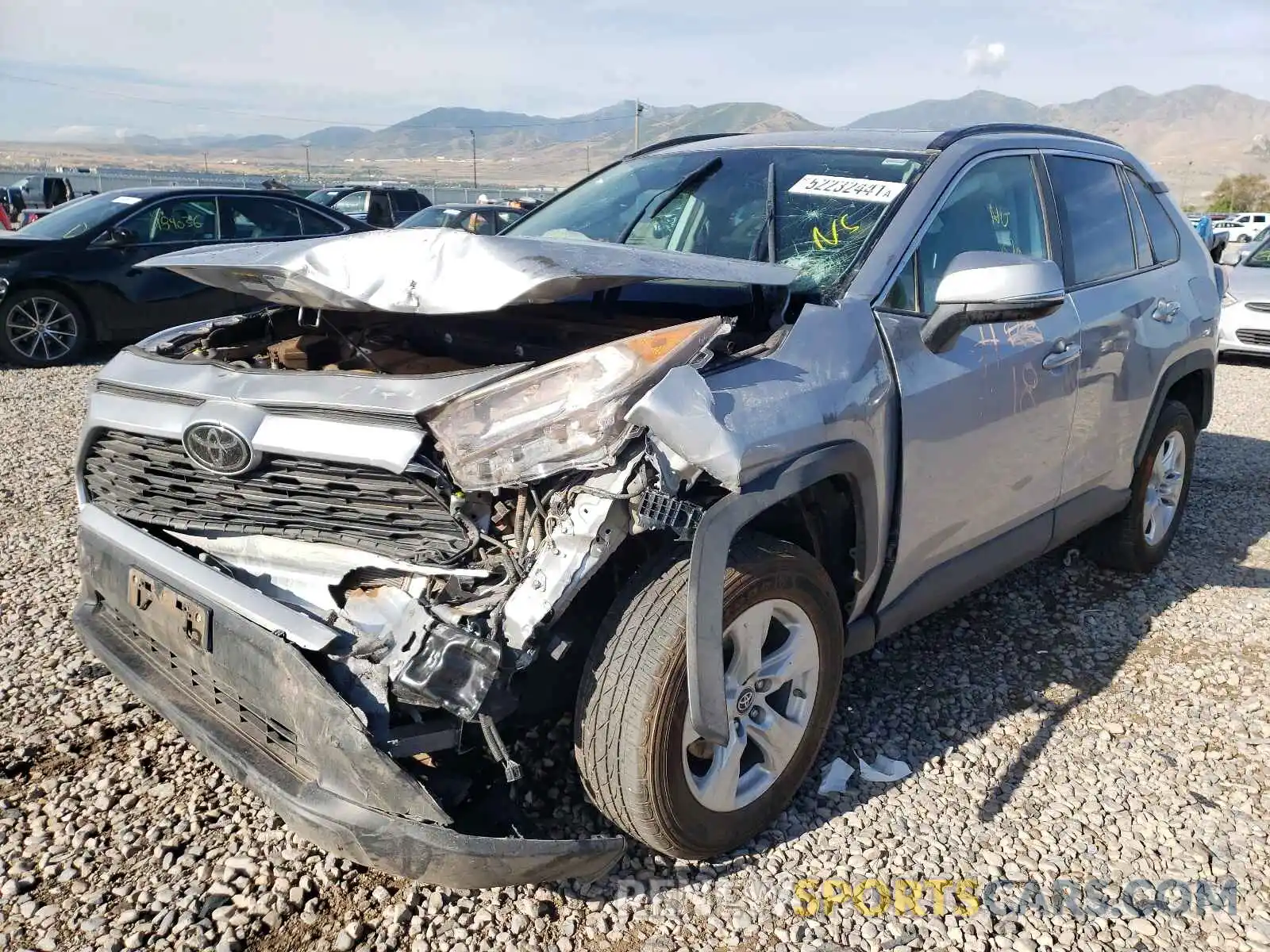 2 Photograph of a damaged car 2T3P1RFVXKW059347 TOYOTA RAV4 2019