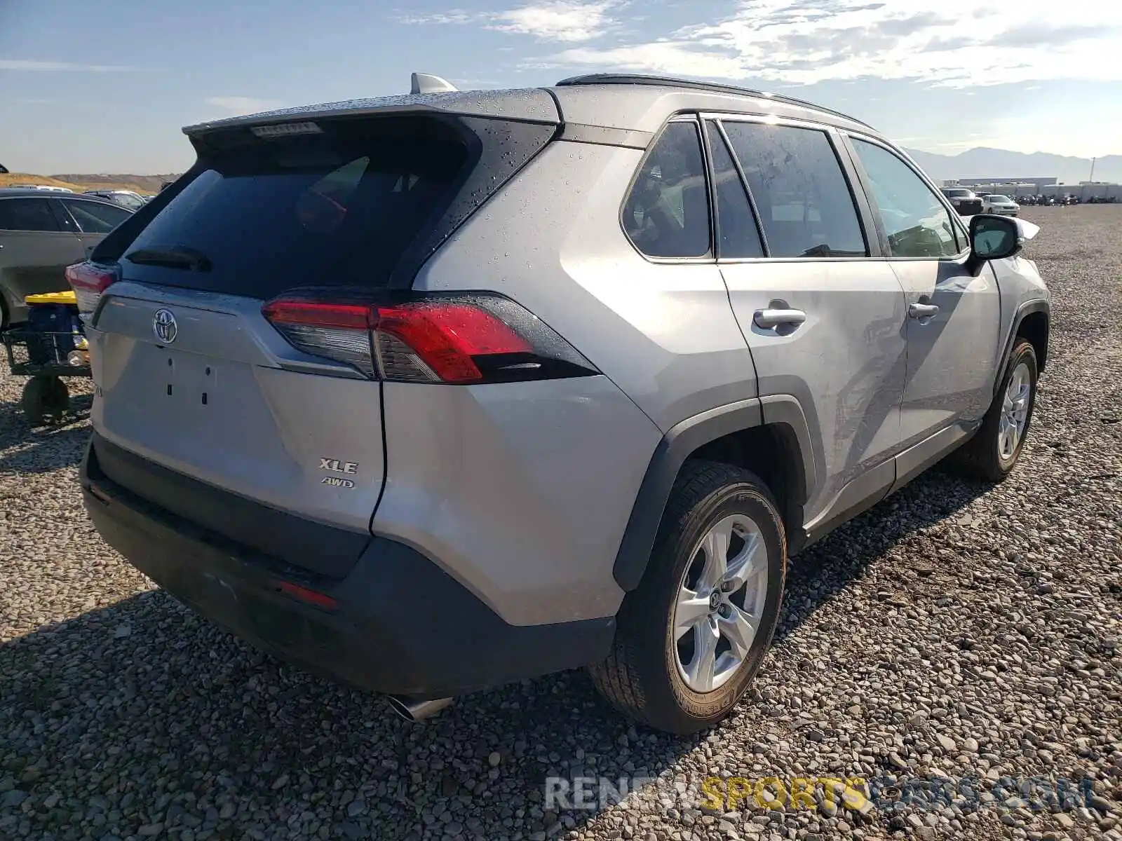 4 Photograph of a damaged car 2T3P1RFVXKW059347 TOYOTA RAV4 2019