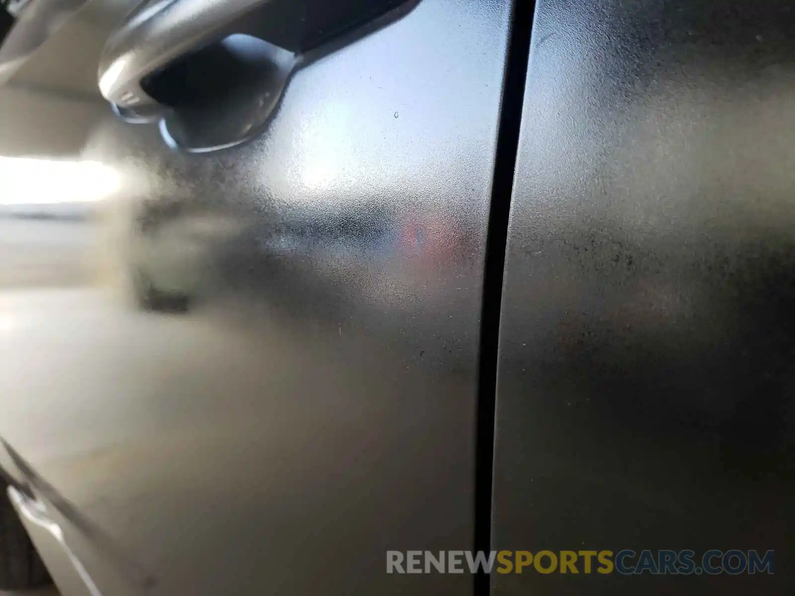 9 Photograph of a damaged car 2T3P1RFVXKW068128 TOYOTA RAV4 2019