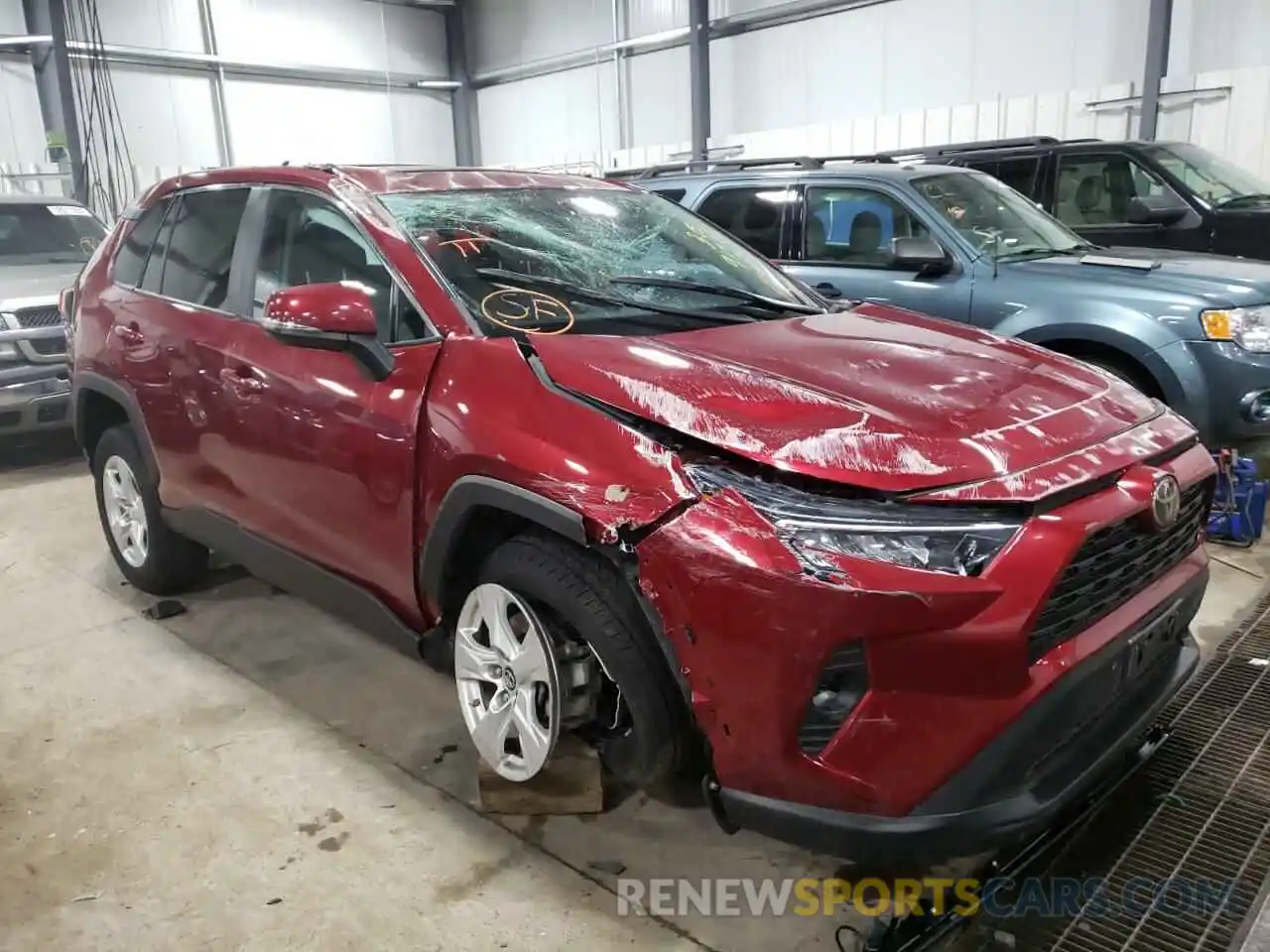 1 Фотография поврежденного автомобиля 2T3P1RFVXKW069005 TOYOTA RAV4 2019