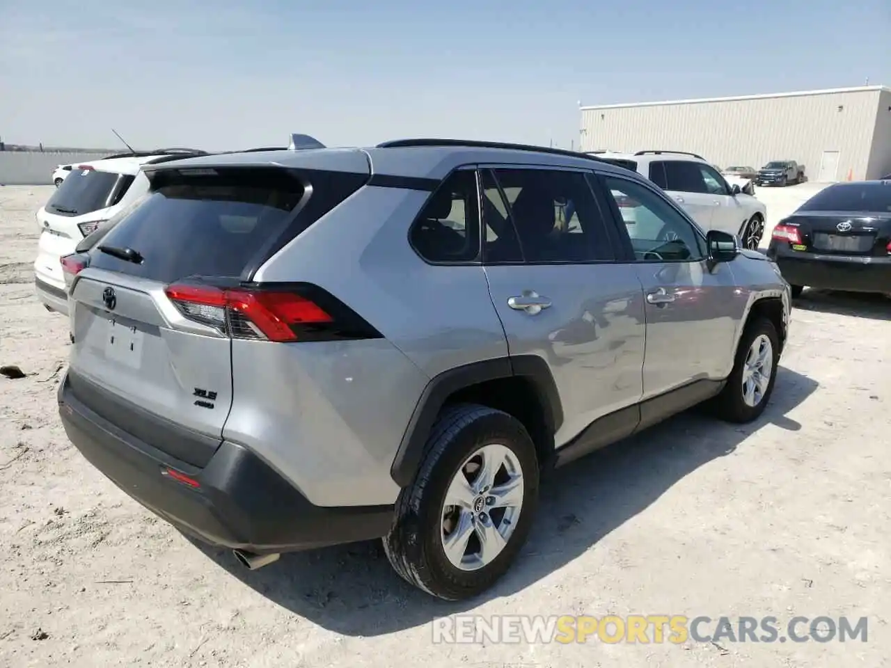 4 Photograph of a damaged car 2T3P1RFVXKW069232 TOYOTA RAV4 2019