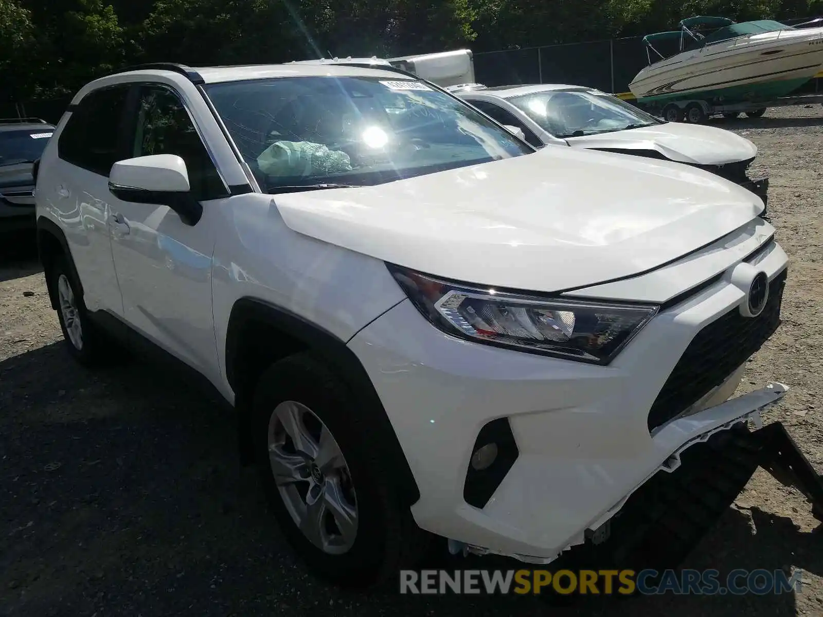 1 Photograph of a damaged car 2T3P1RFVXKW072471 TOYOTA RAV4 2019