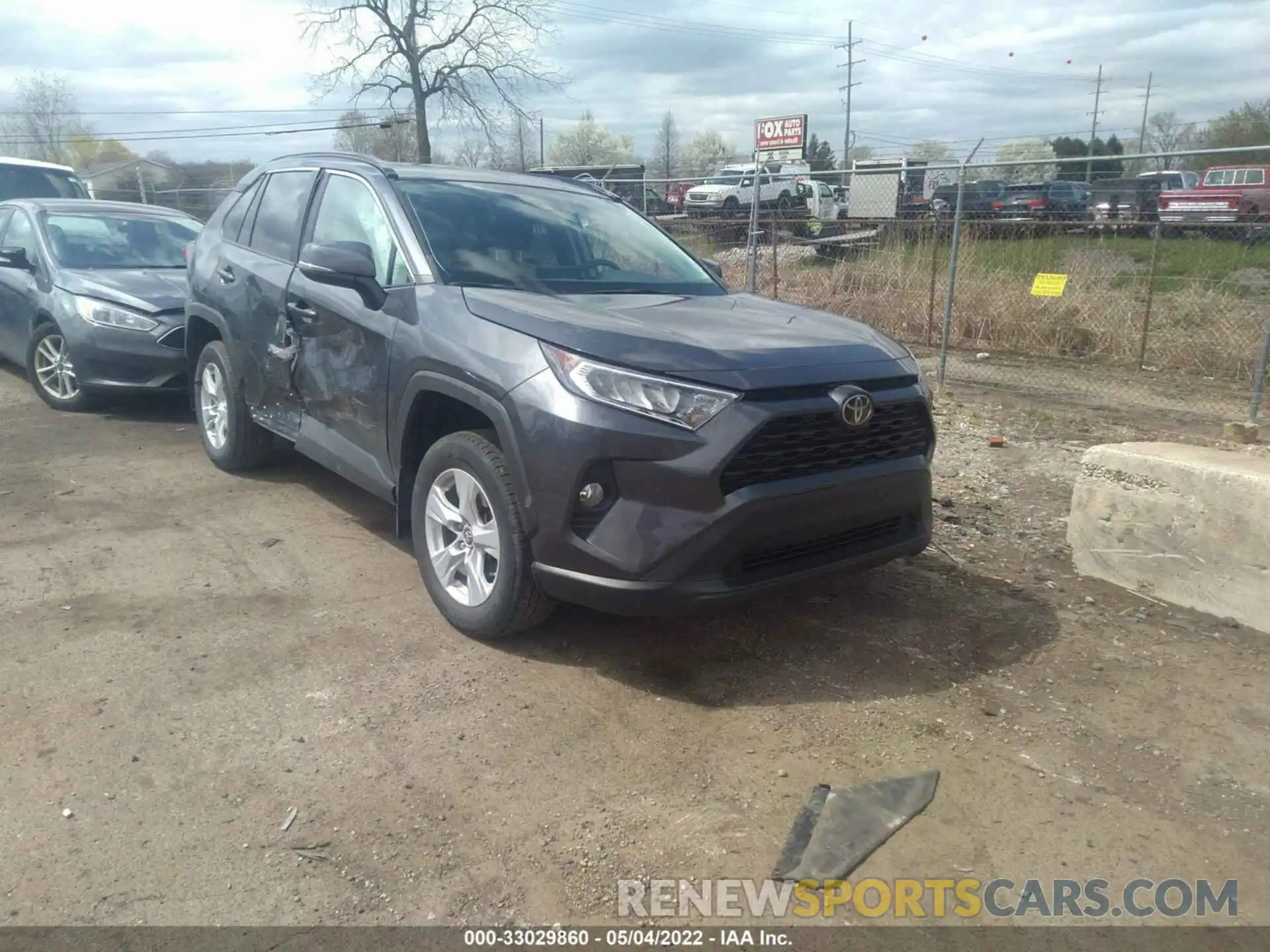 1 Photograph of a damaged car 2T3P1RFVXKW082577 TOYOTA RAV4 2019