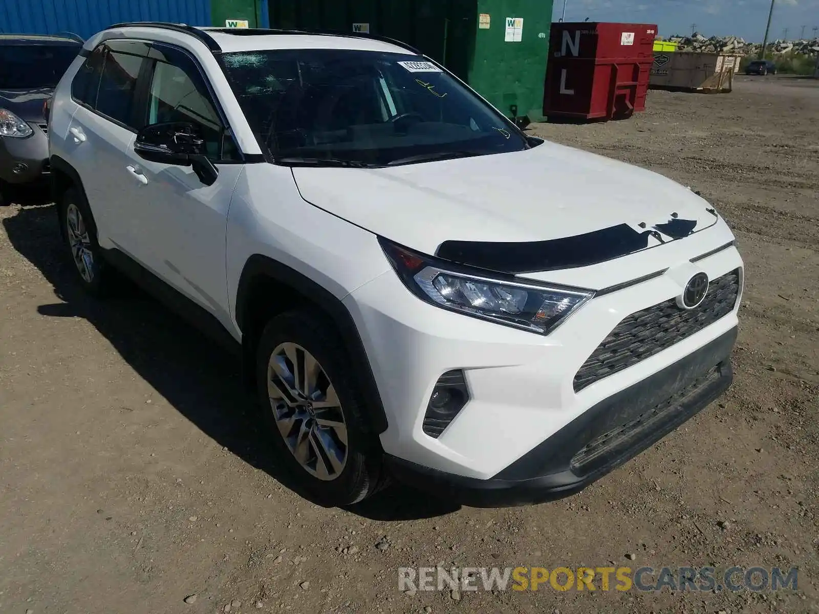 1 Photograph of a damaged car 2T3R1RFV0KW033574 TOYOTA RAV4 2019