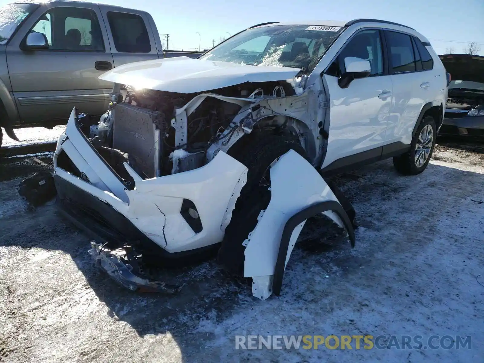 2 Photograph of a damaged car 2T3R1RFV2KW041904 TOYOTA RAV4 2019