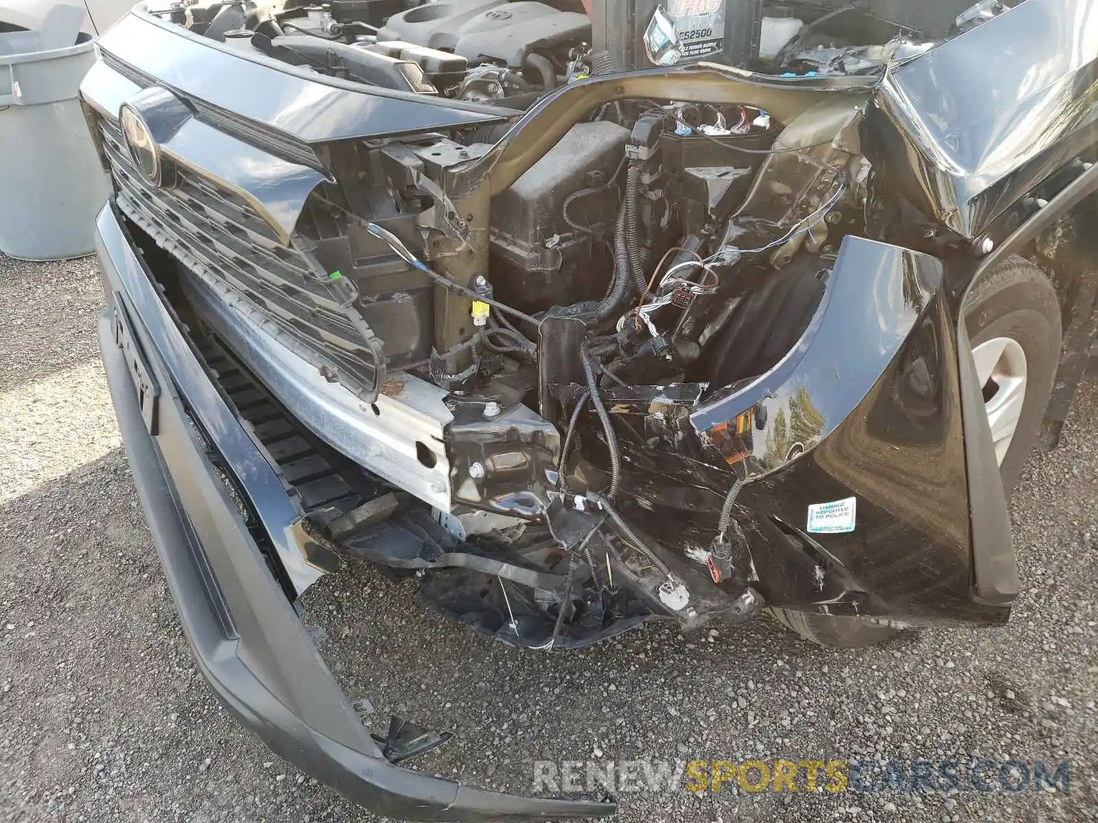 9 Photograph of a damaged car 2T3R1RFV2KW070741 TOYOTA RAV4 2019