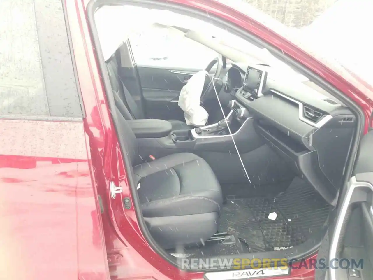 5 Photograph of a damaged car 2T3R1RFV4KW059501 TOYOTA RAV4 2019