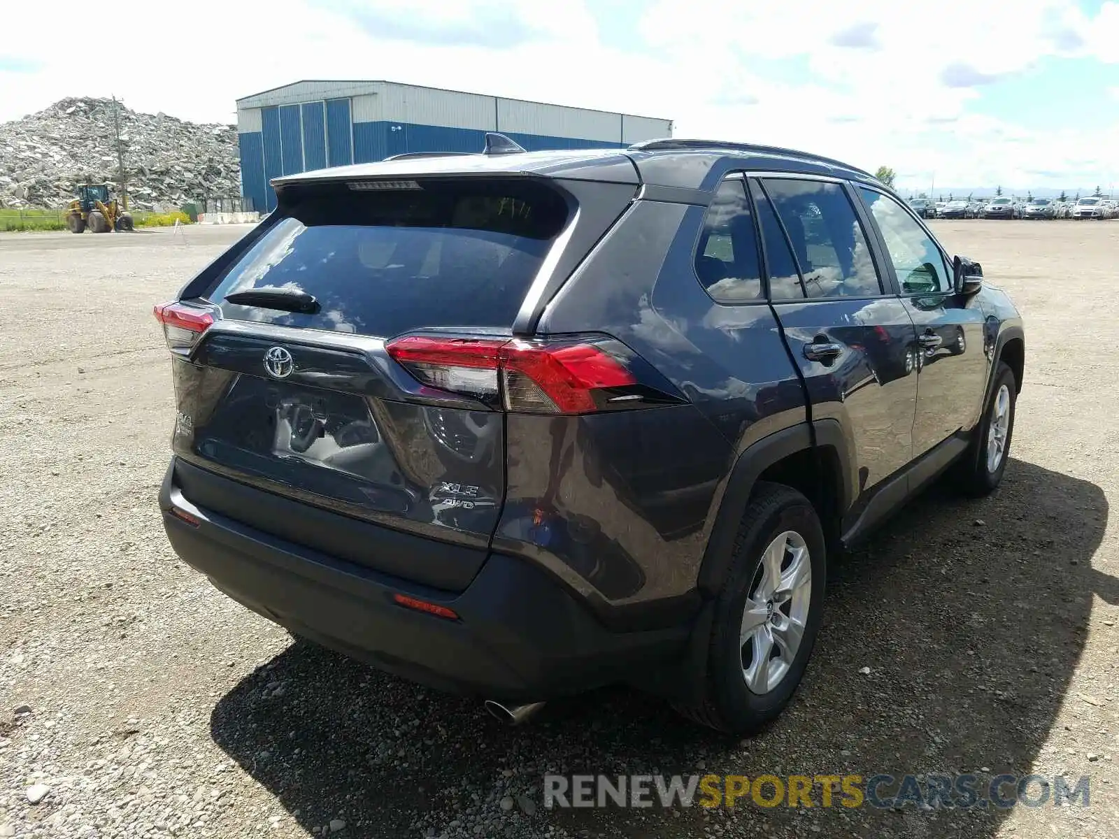 4 Photograph of a damaged car 2T3R1RFV6KC035993 TOYOTA RAV4 2019