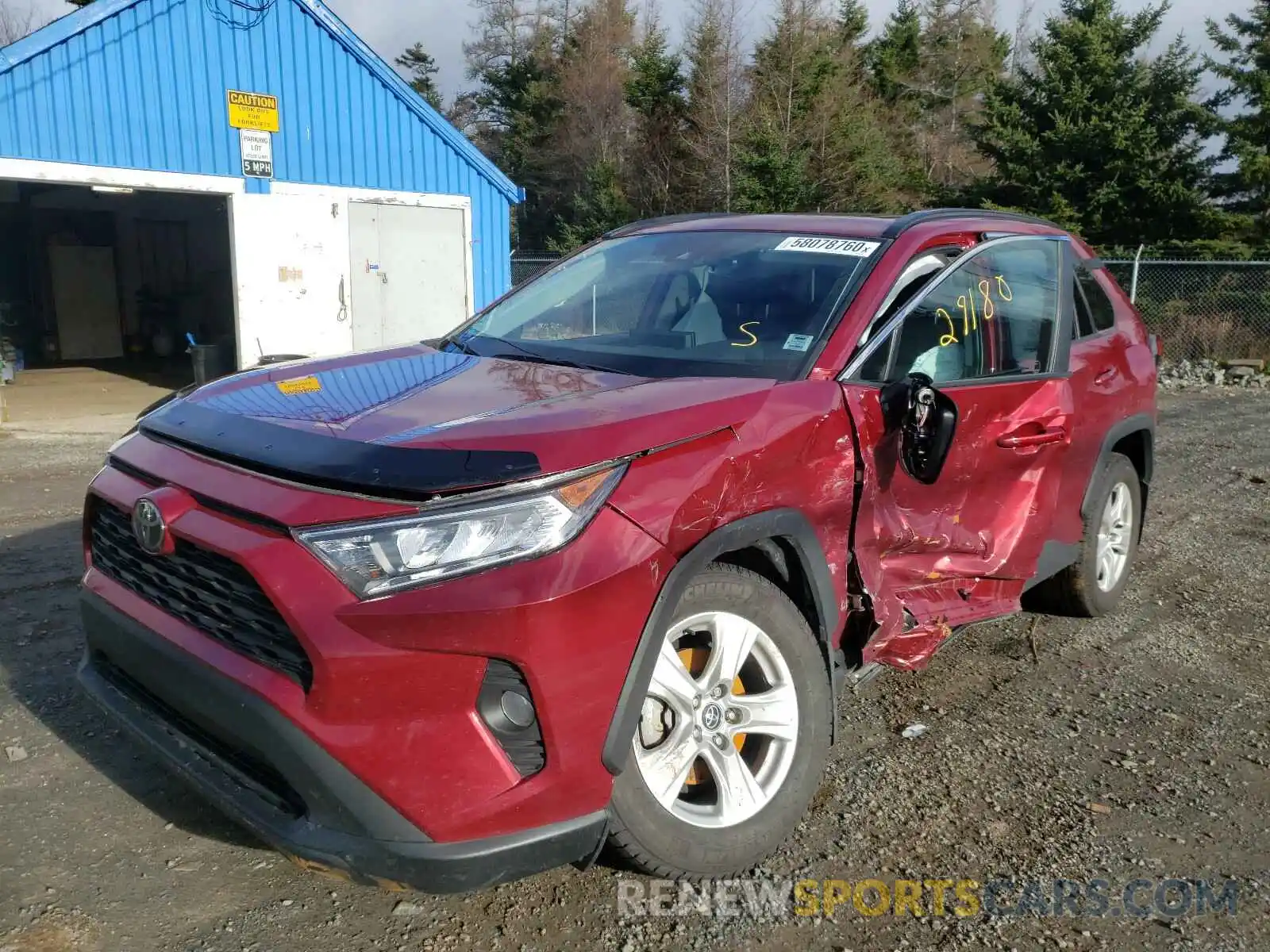 2 Фотография поврежденного автомобиля 2T3R1RFV6KW040710 TOYOTA RAV4 2019