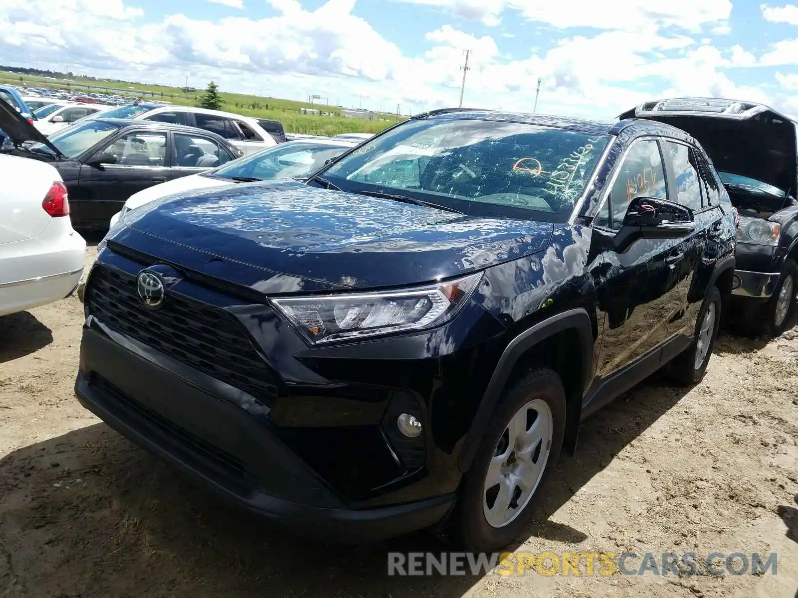 2 Фотография поврежденного автомобиля 2T3R1RFV7KW013662 TOYOTA RAV4 2019