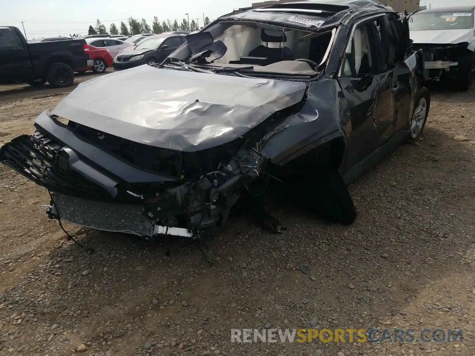 2 Фотография поврежденного автомобиля 2T3R1RFV9KW072650 TOYOTA RAV4 2019