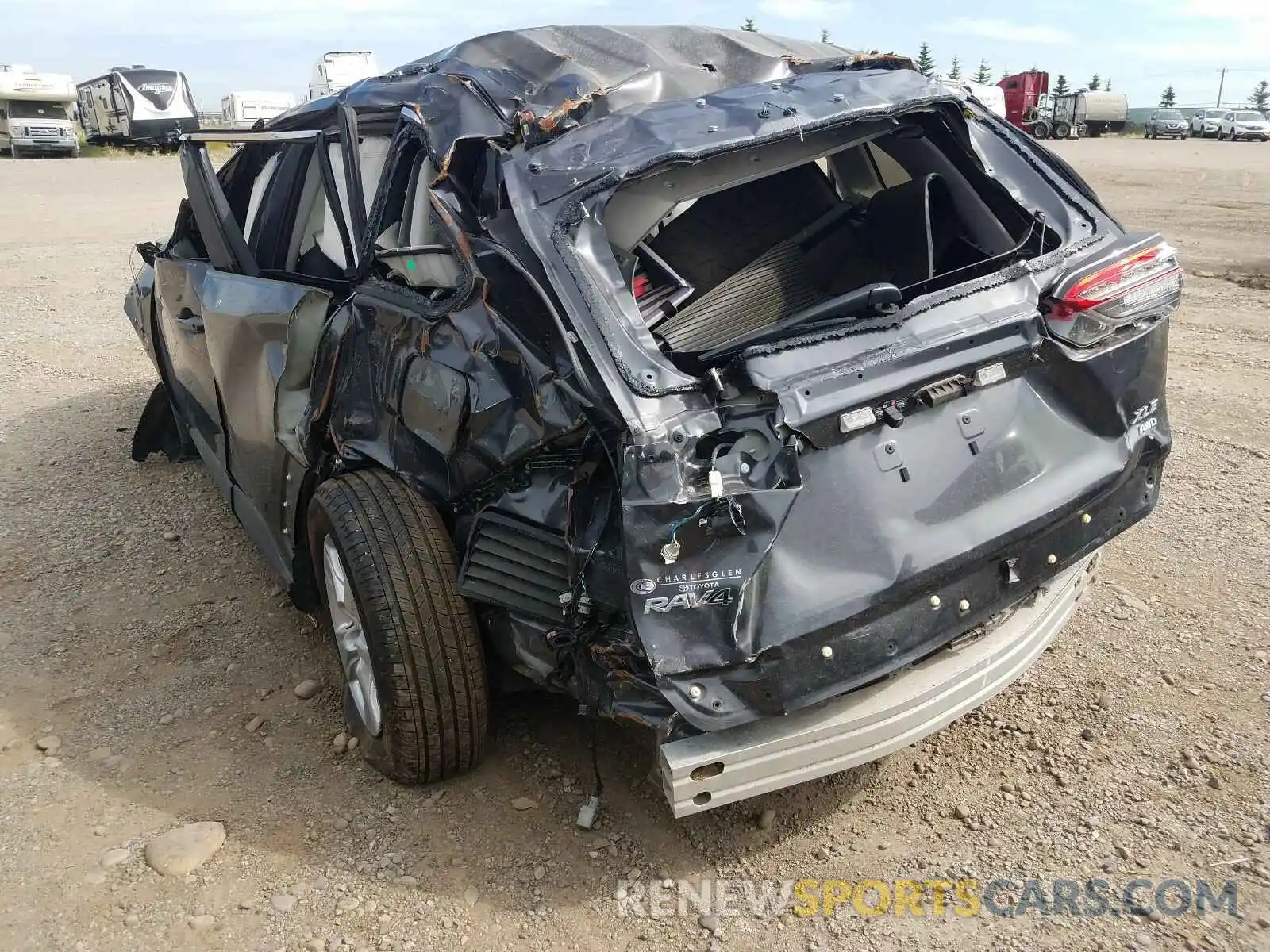 3 Photograph of a damaged car 2T3R1RFV9KW072650 TOYOTA RAV4 2019