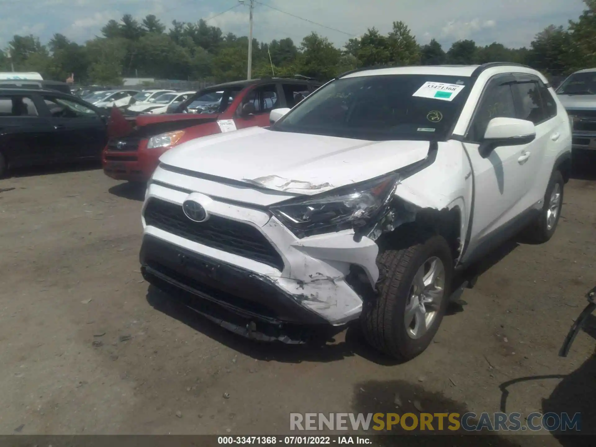 2 Photograph of a damaged car 2T3RWRFV0KW002603 TOYOTA RAV4 2019