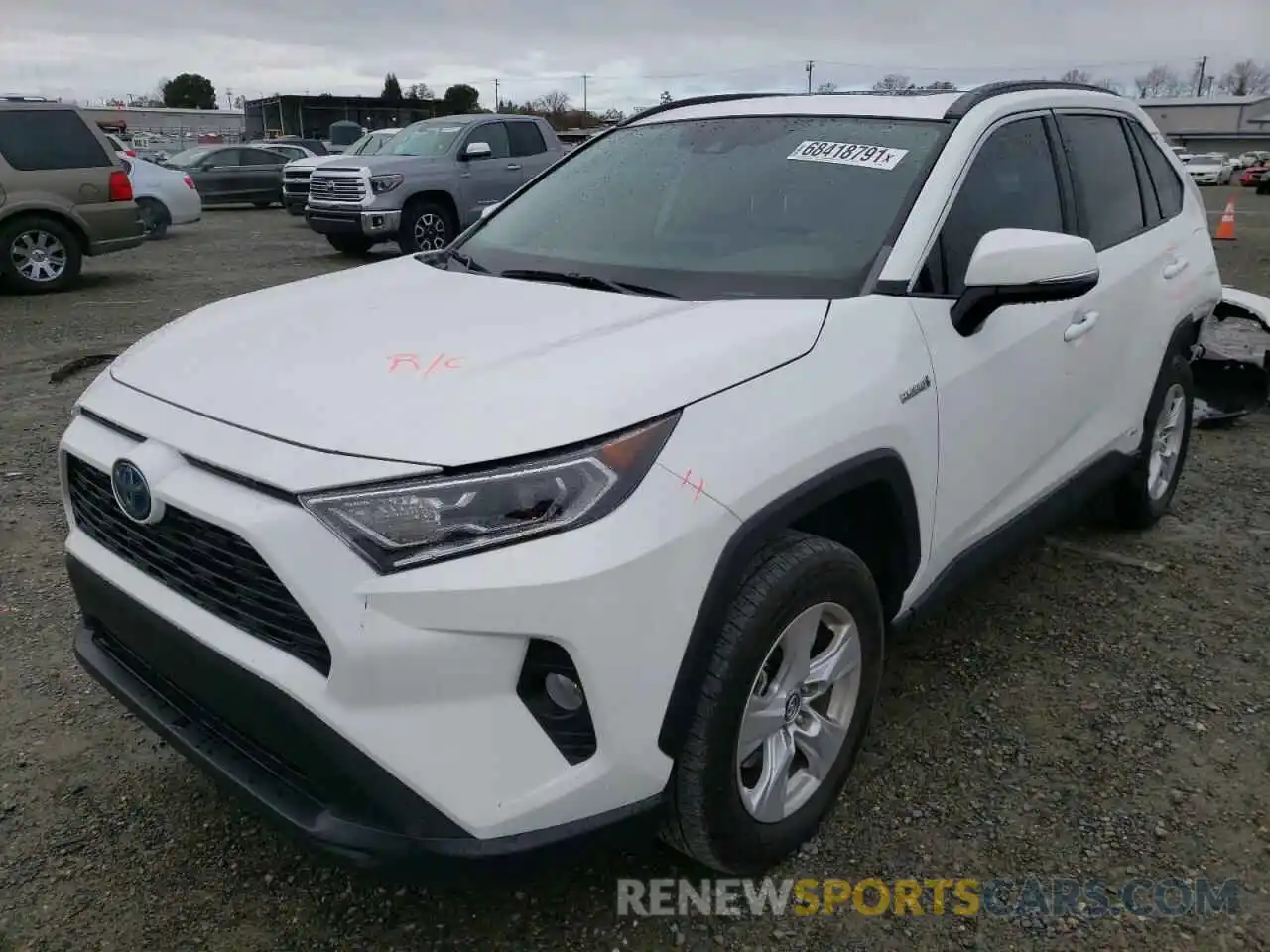 2 Photograph of a damaged car 2T3RWRFV0KW008854 TOYOTA RAV4 2019