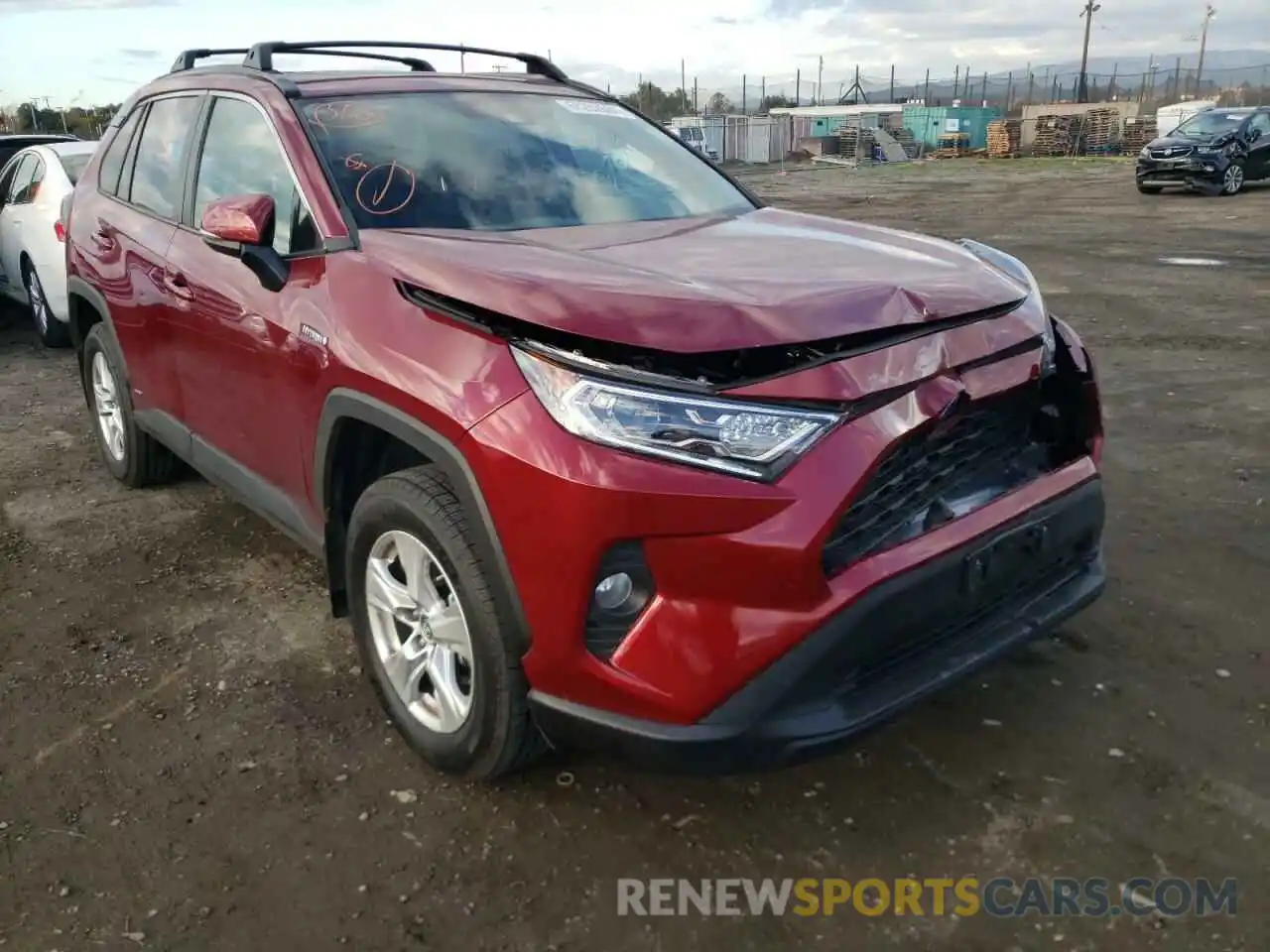 1 Фотография поврежденного автомобиля 2T3RWRFV0KW013004 TOYOTA RAV4 2019