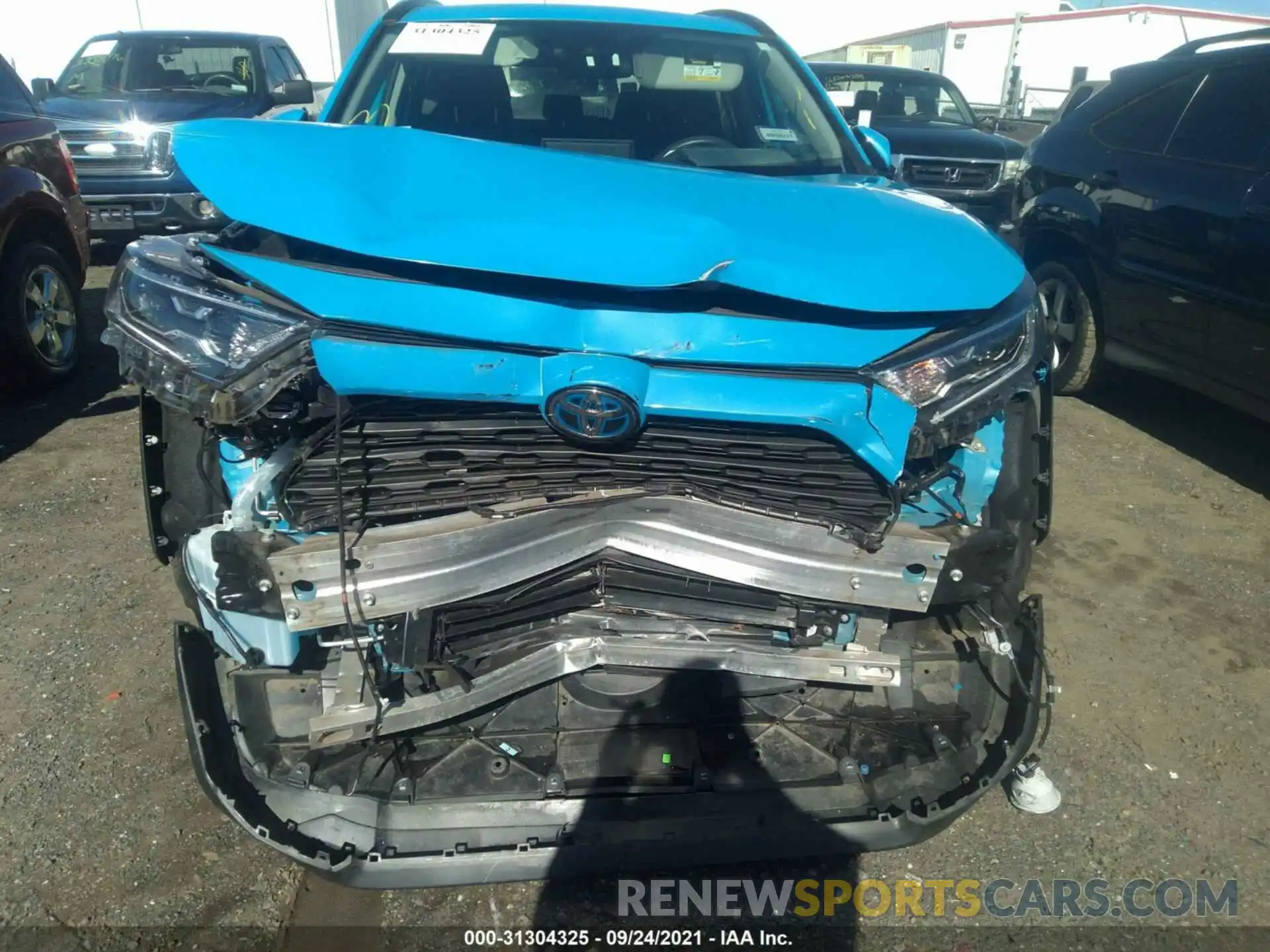 6 Photograph of a damaged car 2T3RWRFV0KW023564 TOYOTA RAV4 2019