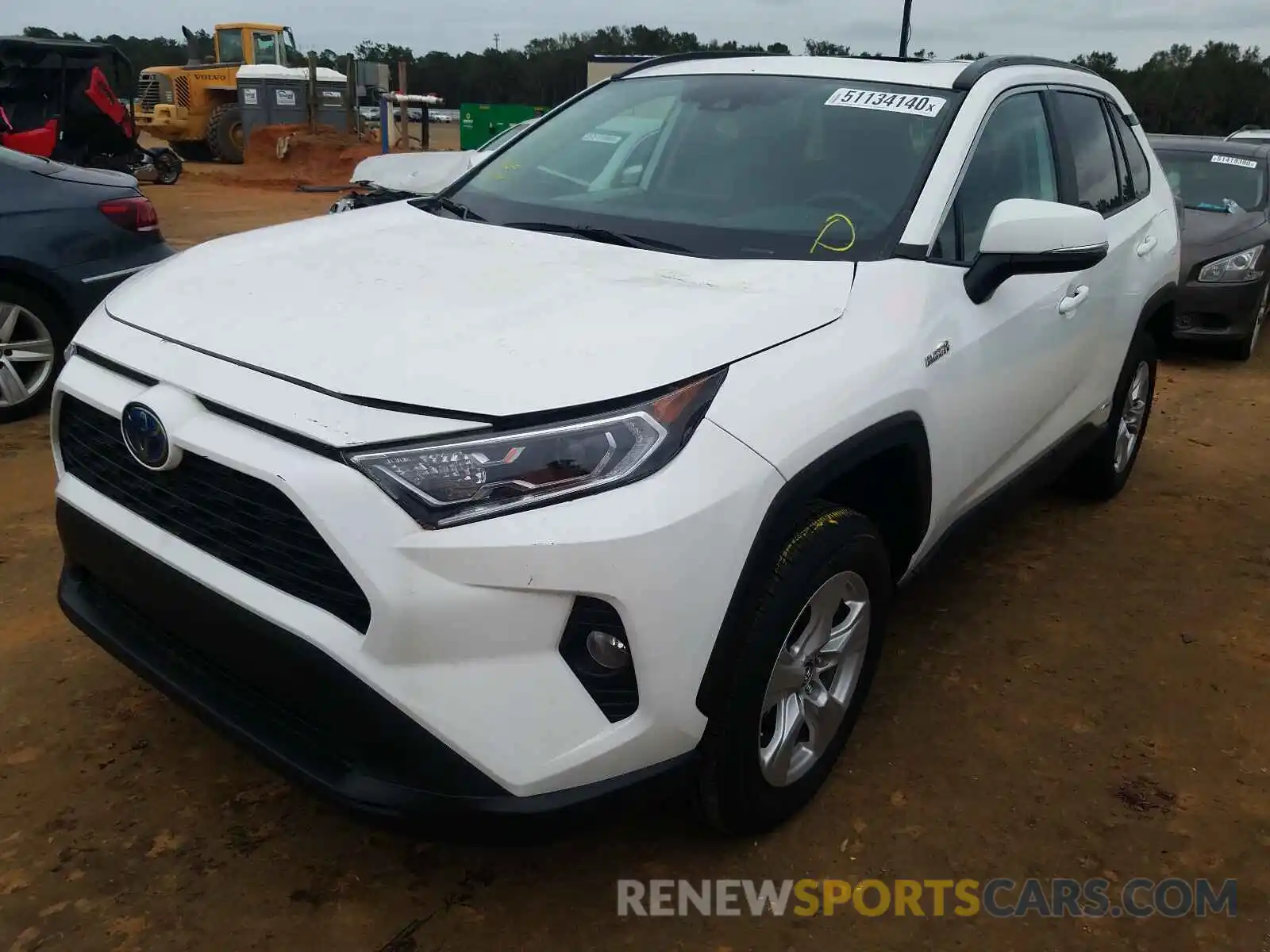 2 Photograph of a damaged car 2T3RWRFV0KW025220 TOYOTA RAV4 2019