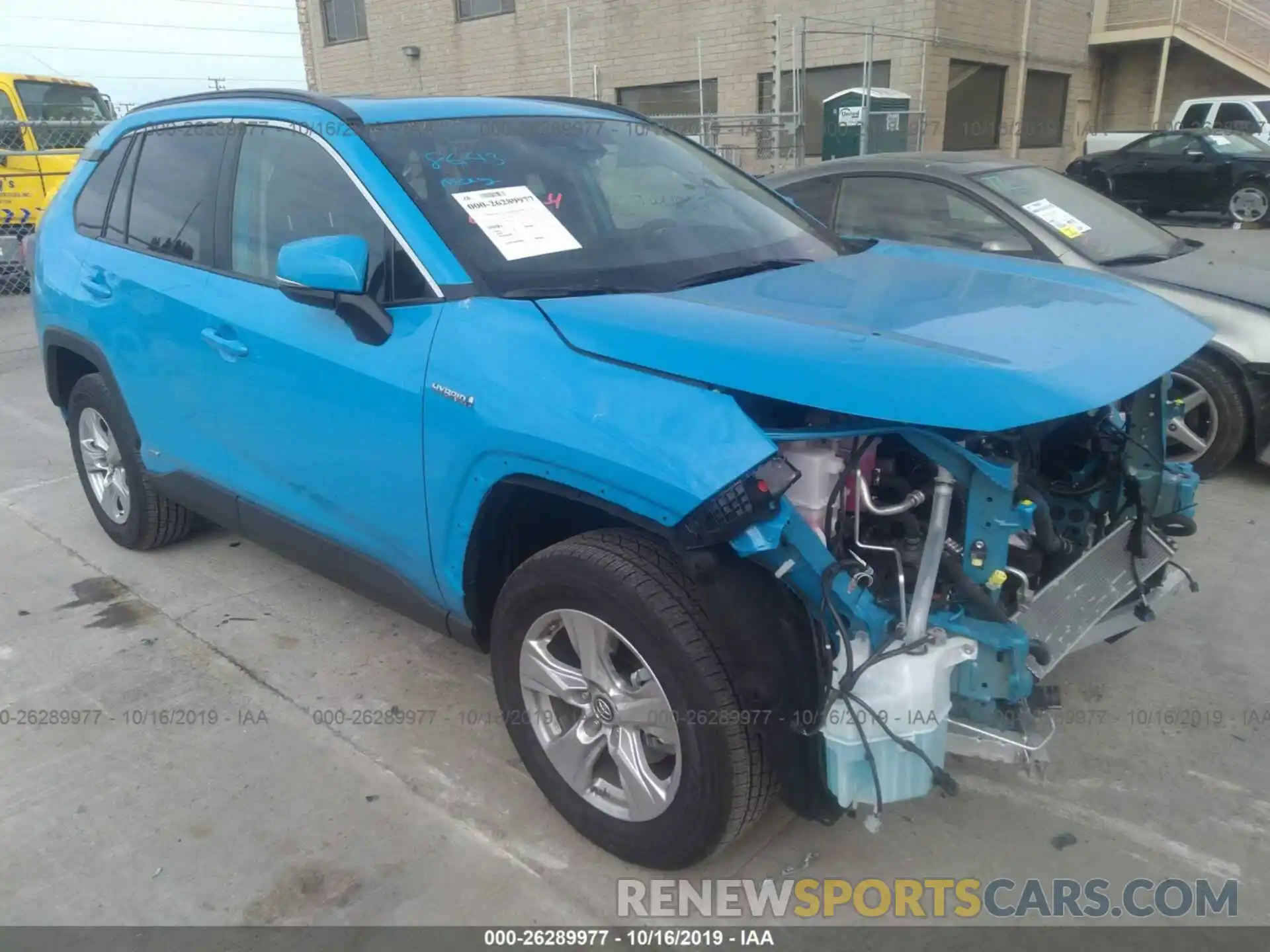 1 Photograph of a damaged car 2T3RWRFV1KW004375 TOYOTA RAV4 2019