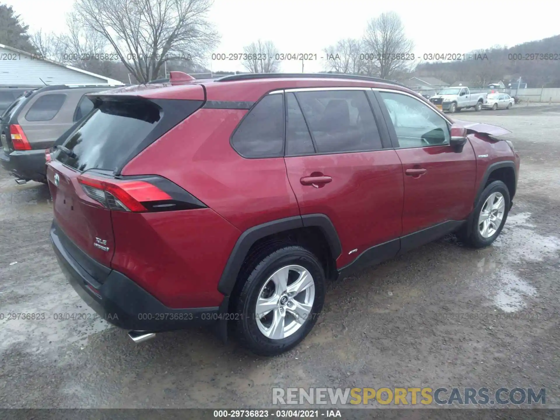 4 Photograph of a damaged car 2T3RWRFV1KW025078 TOYOTA RAV4 2019