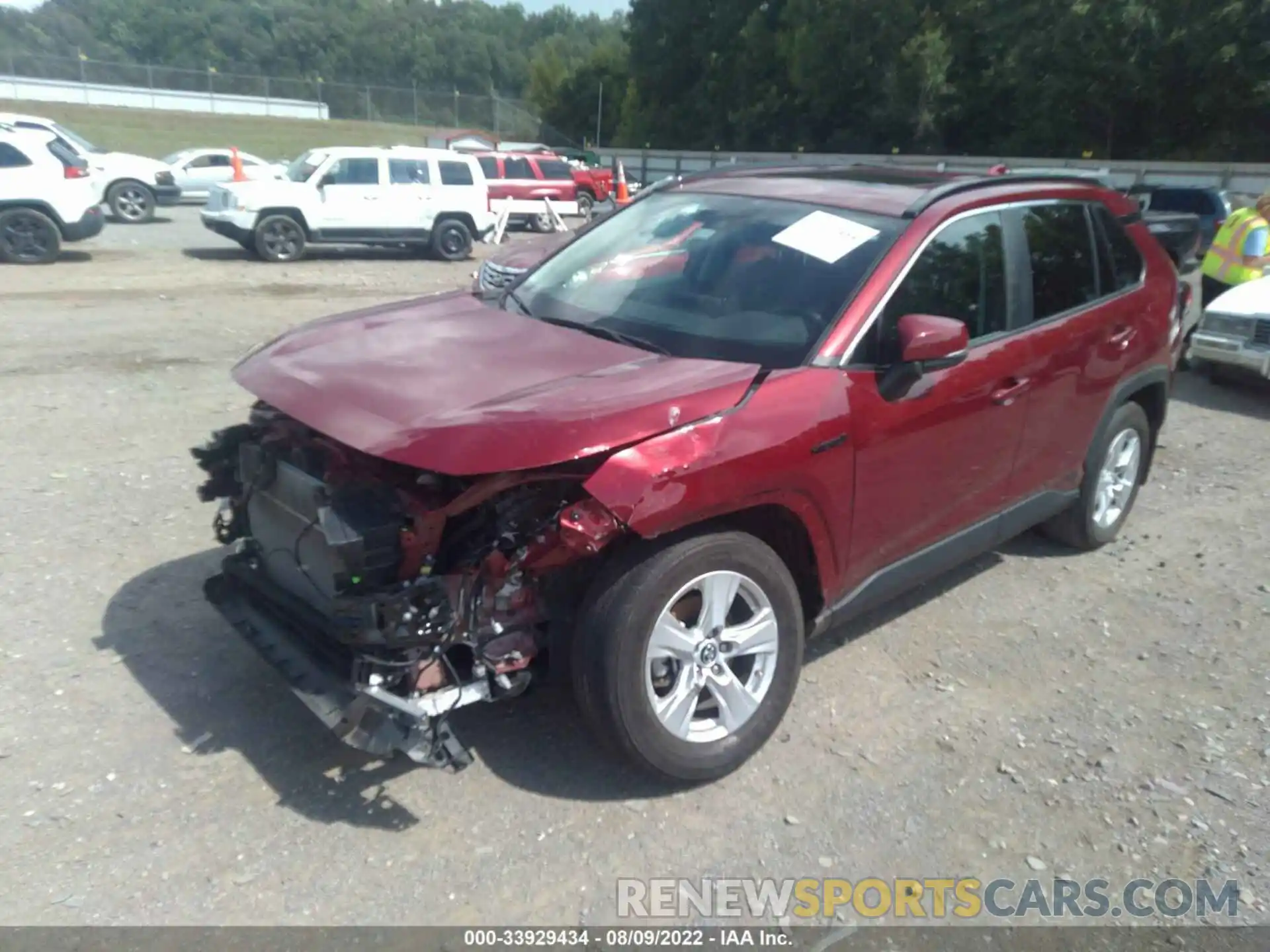 2 Photograph of a damaged car 2T3RWRFV1KW025081 TOYOTA RAV4 2019