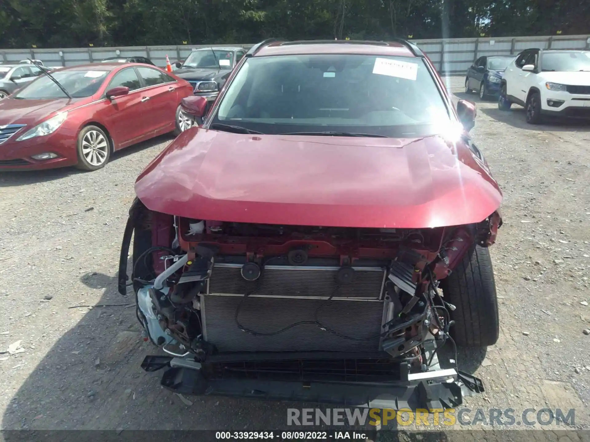 6 Photograph of a damaged car 2T3RWRFV1KW025081 TOYOTA RAV4 2019