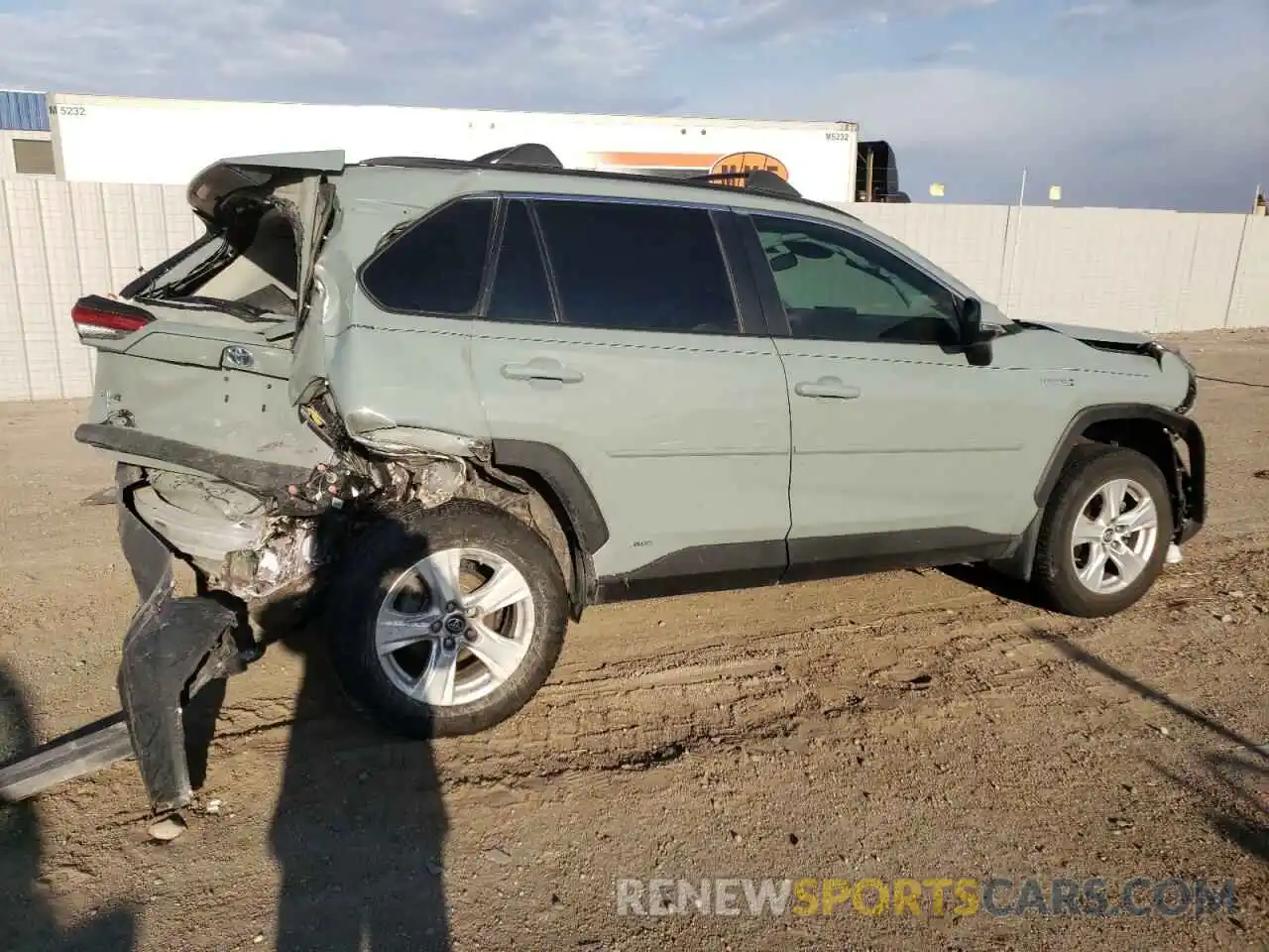 3 Photograph of a damaged car 2T3RWRFV1KW033472 TOYOTA RAV4 2019