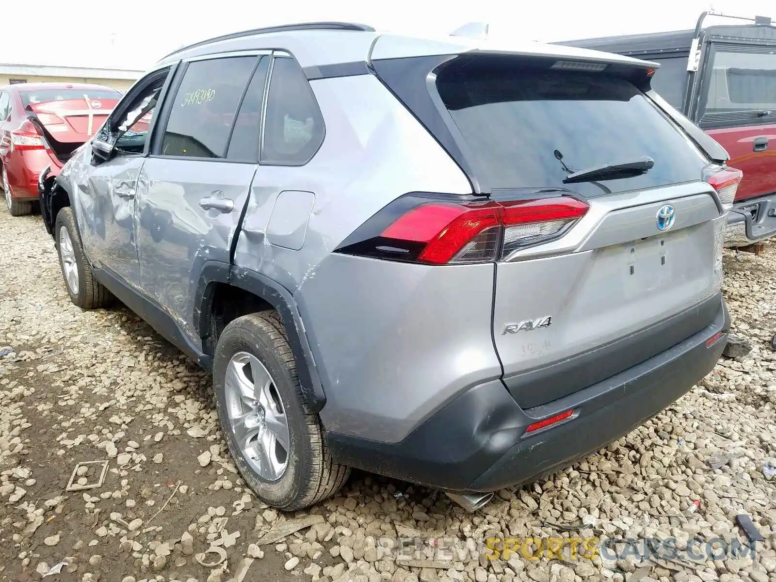 3 Photograph of a damaged car 2T3RWRFV2KW012954 TOYOTA RAV4 2019