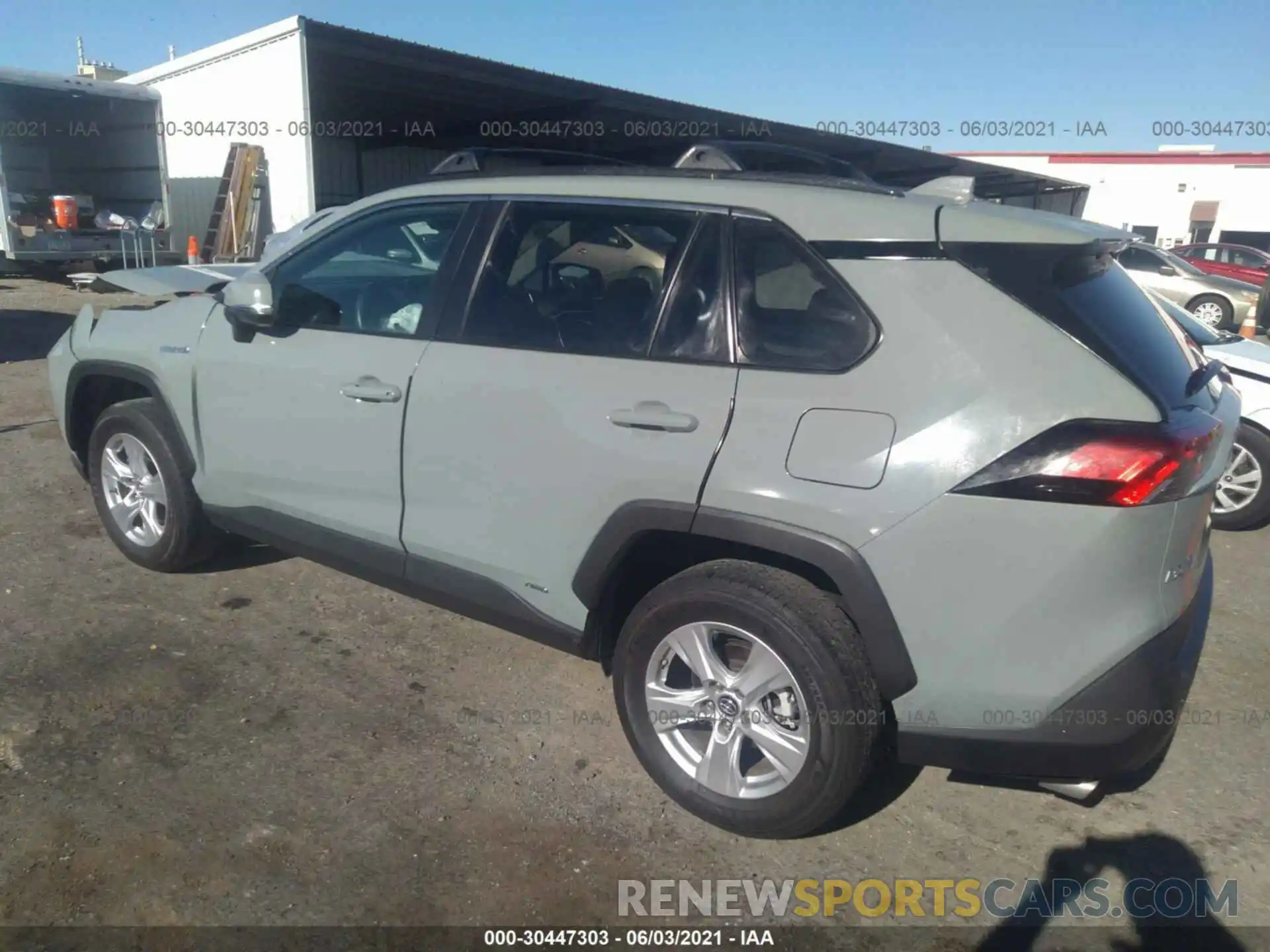 3 Photograph of a damaged car 2T3RWRFV2KW013067 TOYOTA RAV4 2019