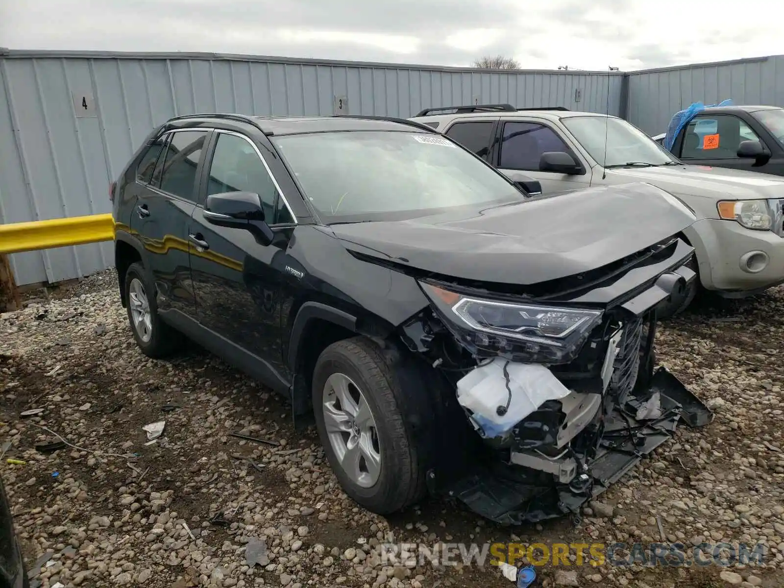 1 Фотография поврежденного автомобиля 2T3RWRFV2KW017796 TOYOTA RAV4 2019