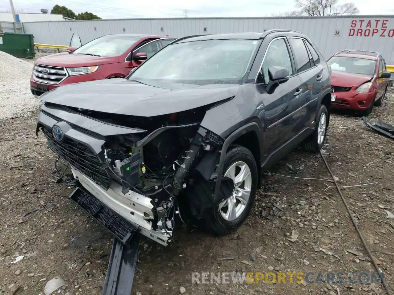 2 Photograph of a damaged car 2T3RWRFV2KW019953 TOYOTA RAV4 2019